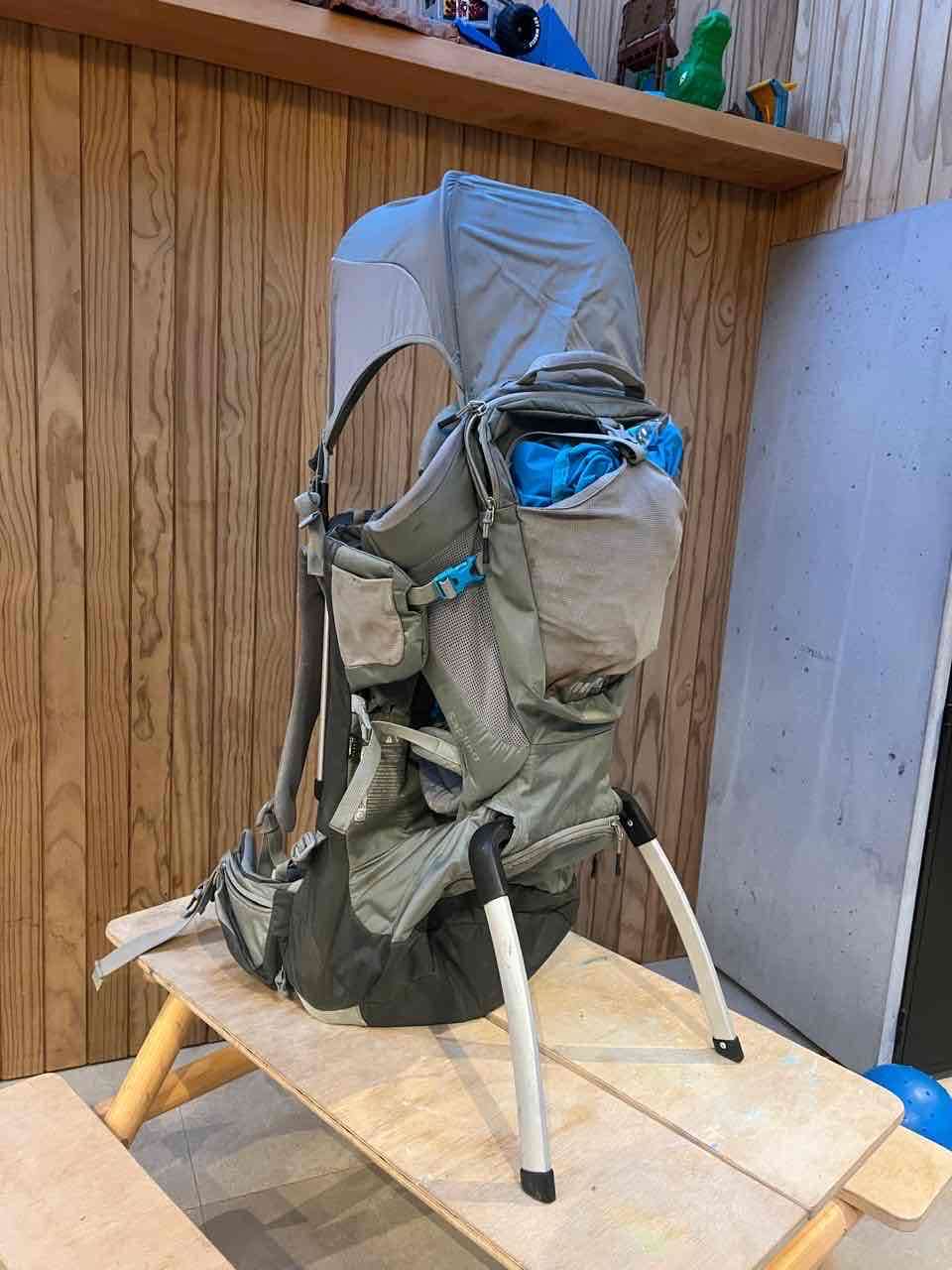 Mochila porta bebé camping Thule - miniatura 3