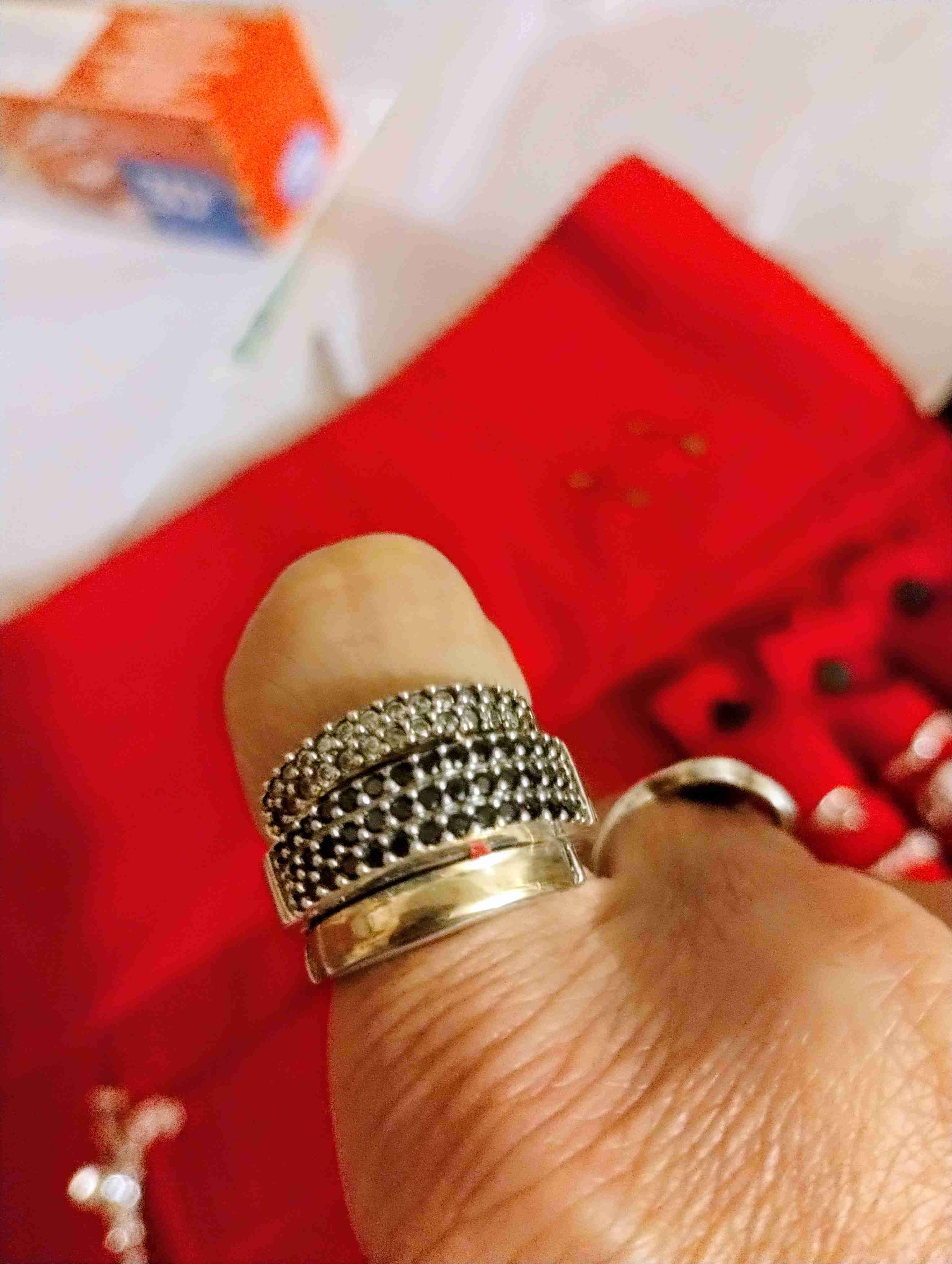 Anillo de plata y oro con diseño