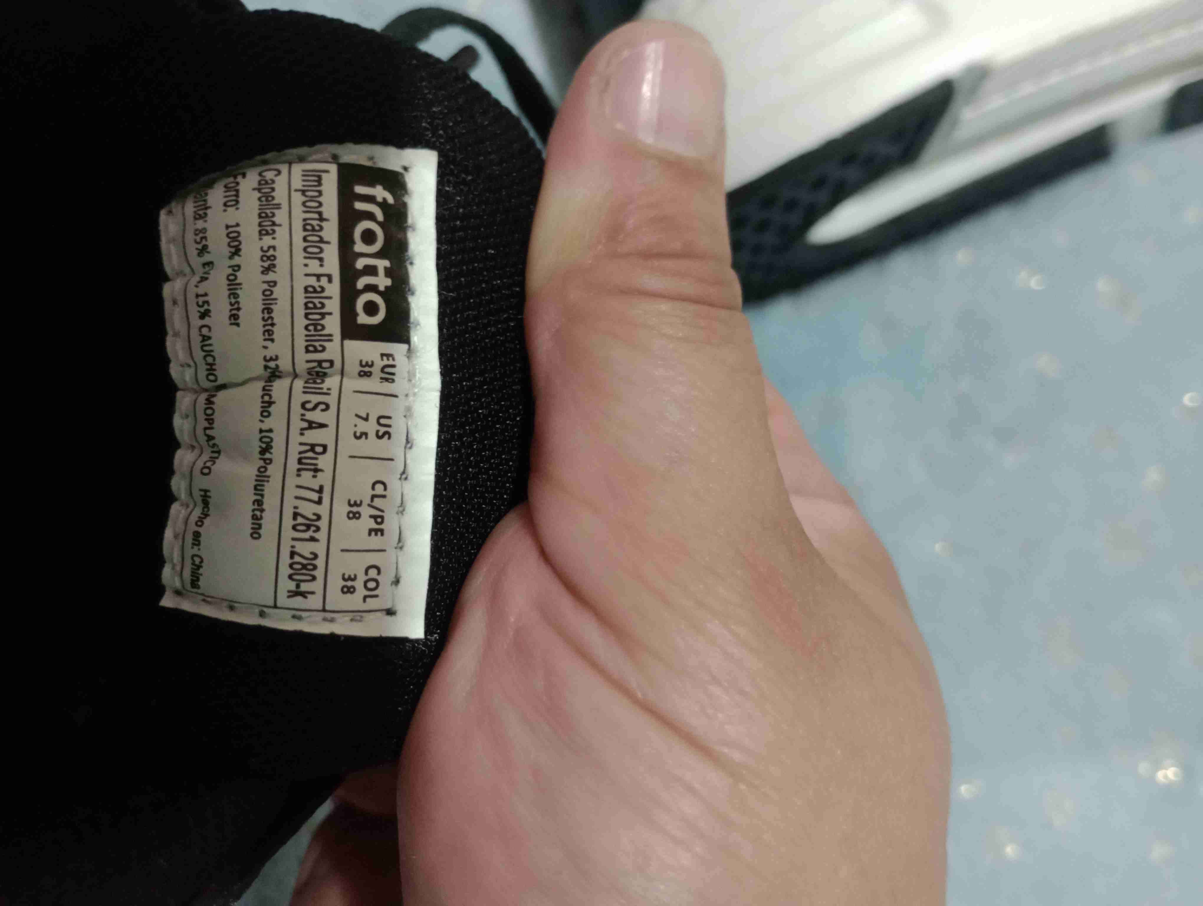 Zapatillas negras deportivas - miniatura 3