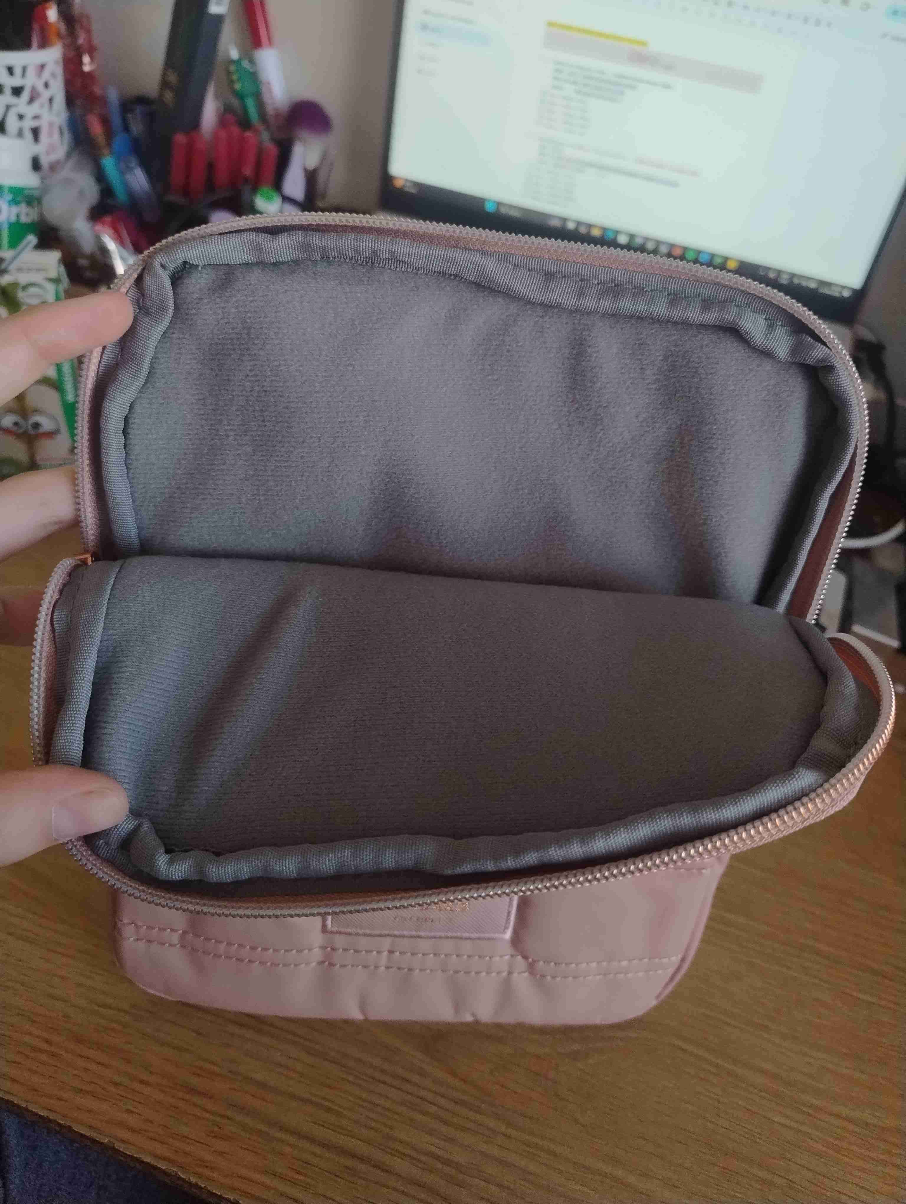 Estuche acolchado rosa - miniatura 2