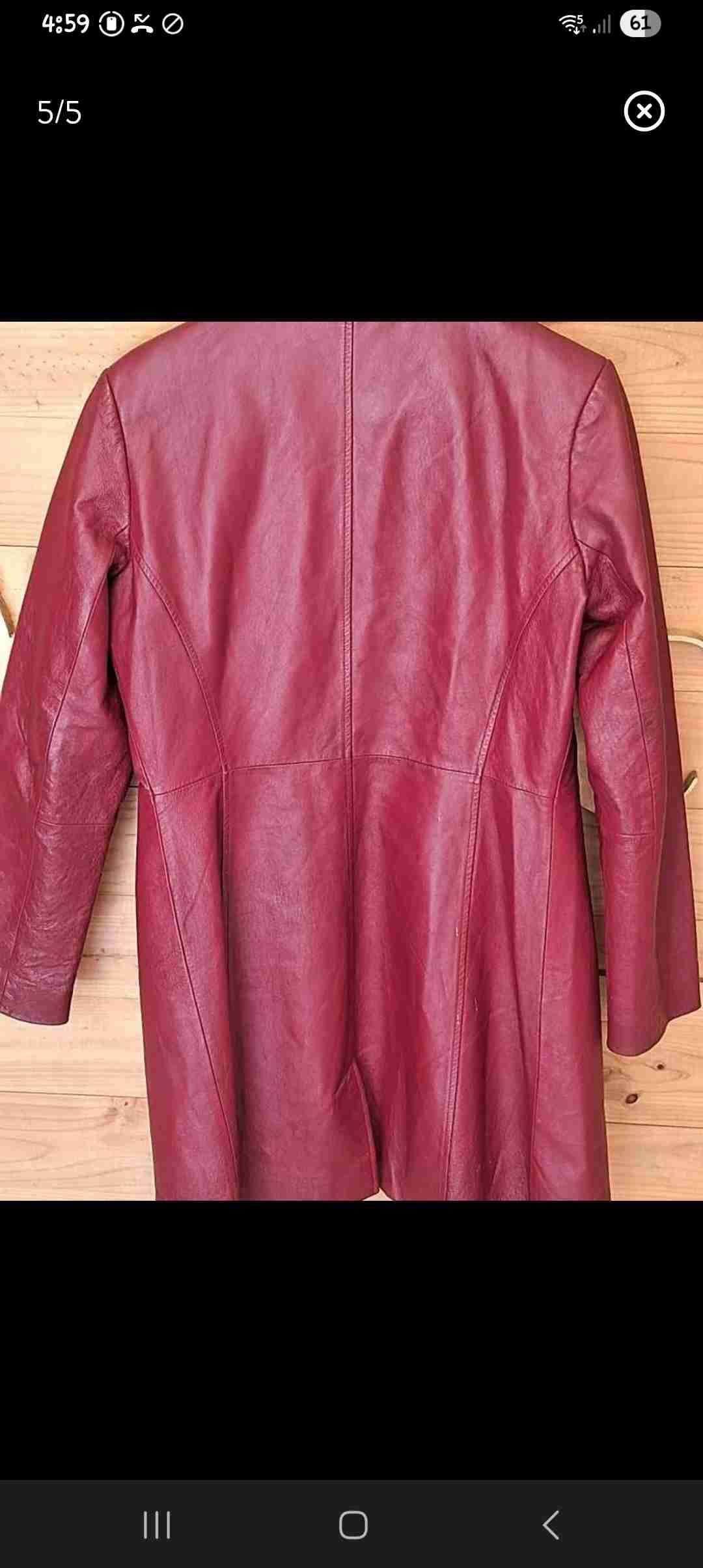 Abrigo rojo de cuero - miniatura 3