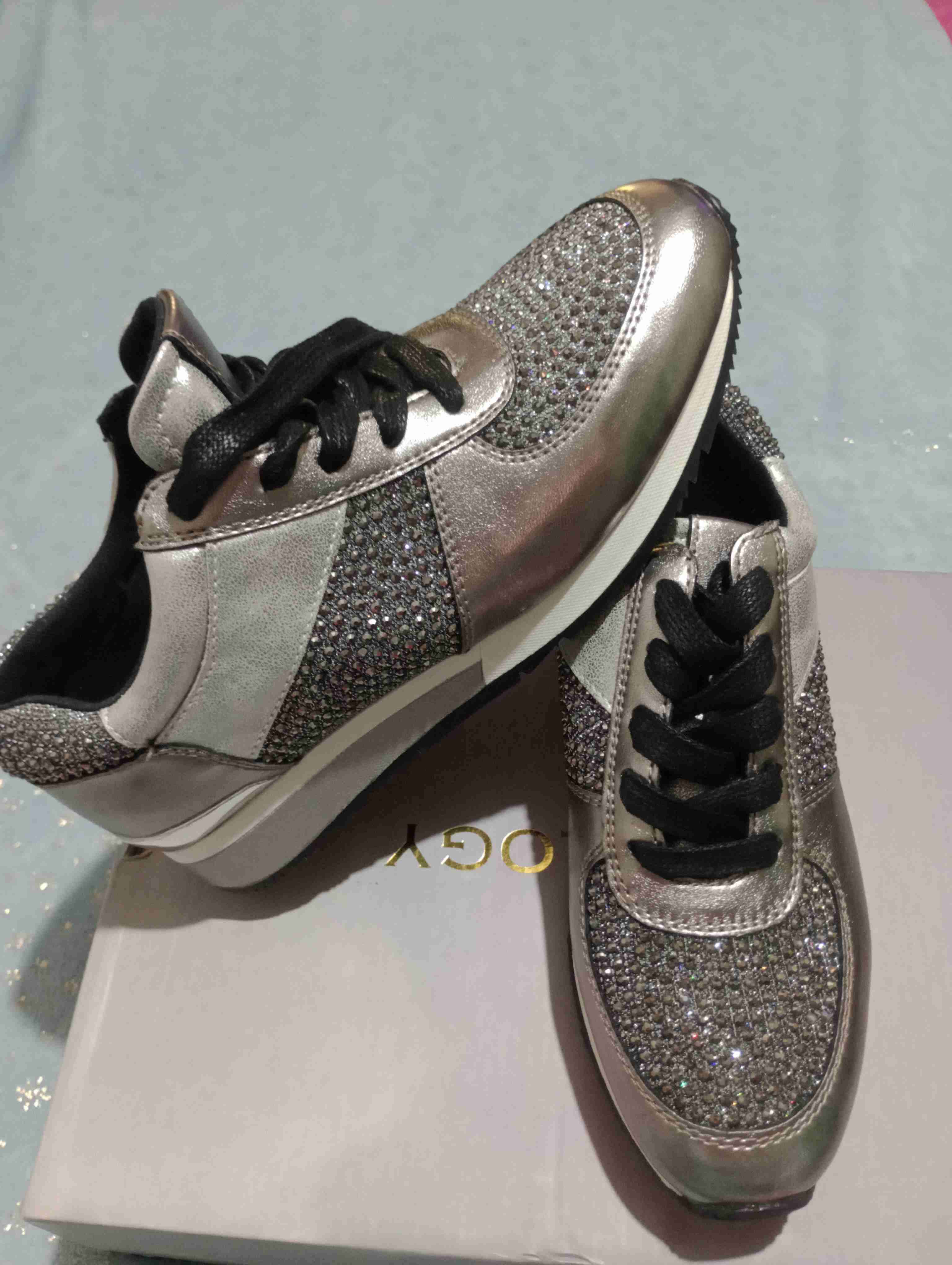 Zapatillas deportivas brillantes - miniatura 3