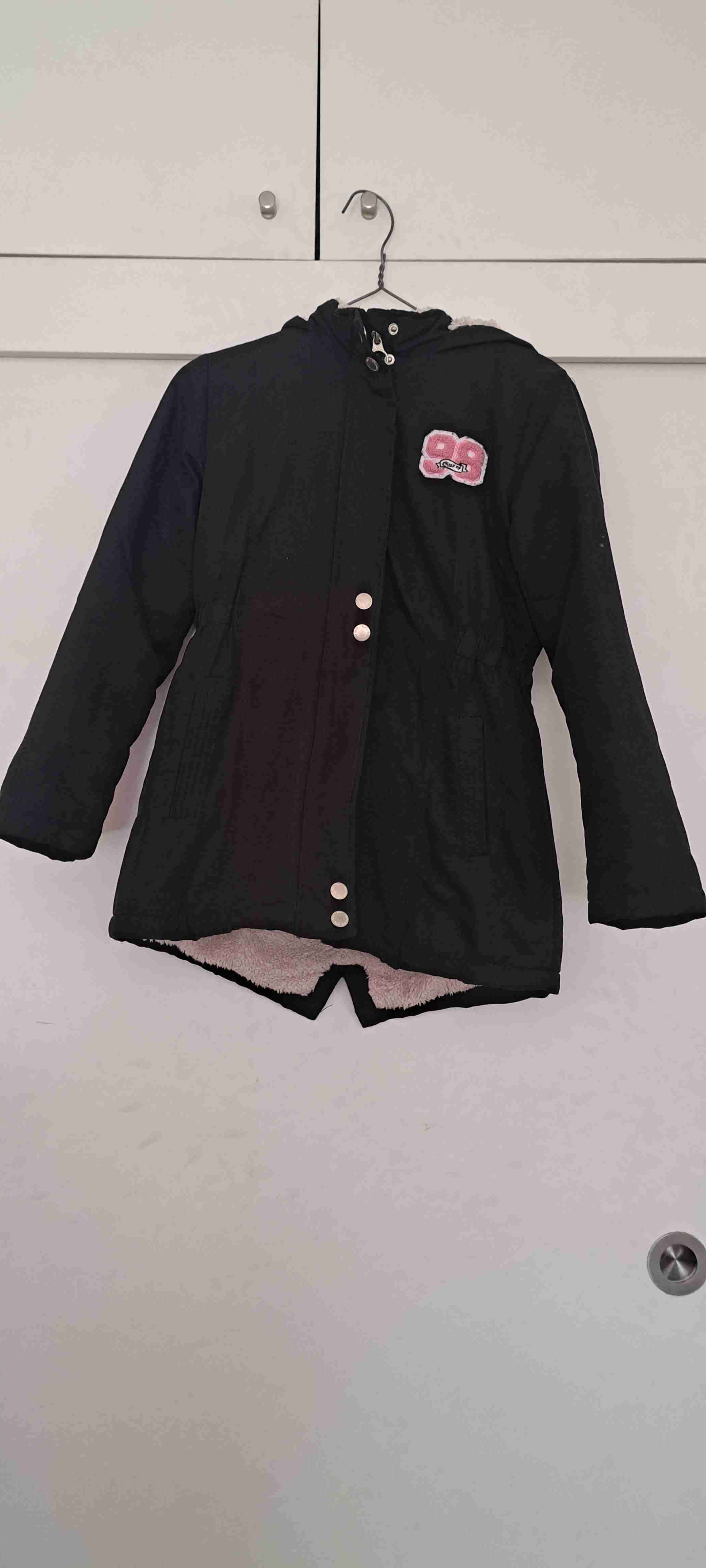 Chaqueta negra con chiporro. - 1