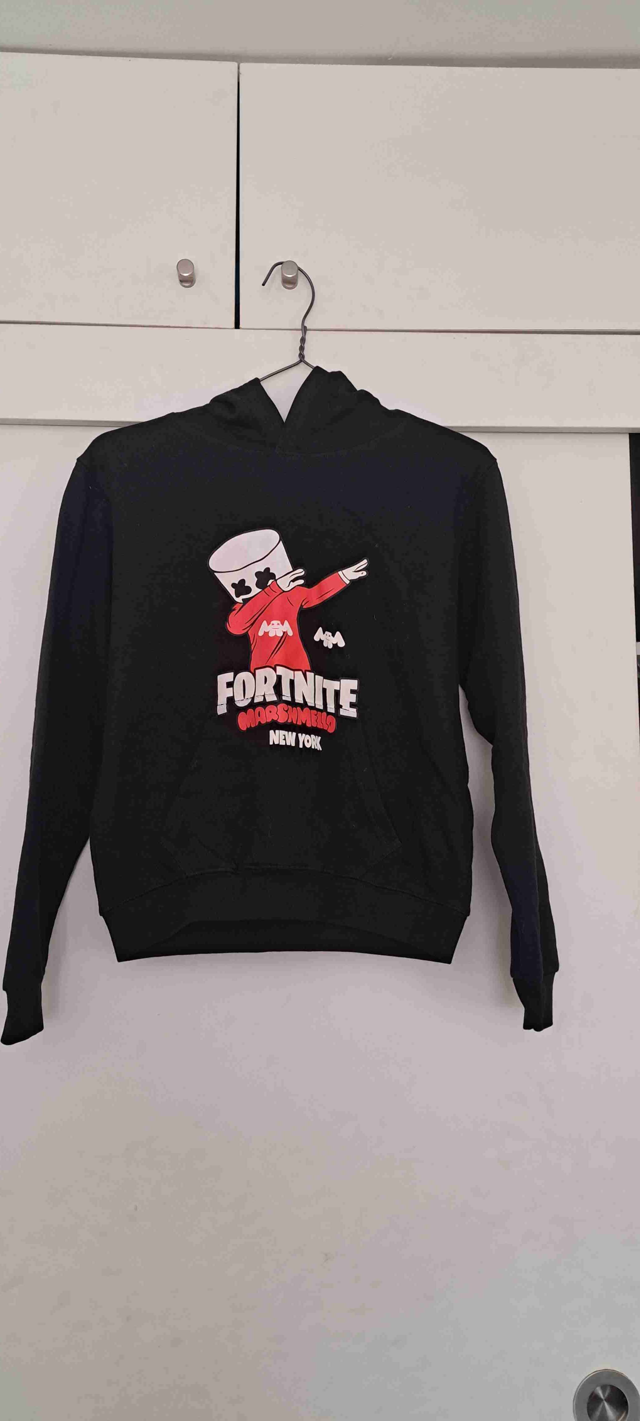 Chaqueta negra con chiporro. - 2