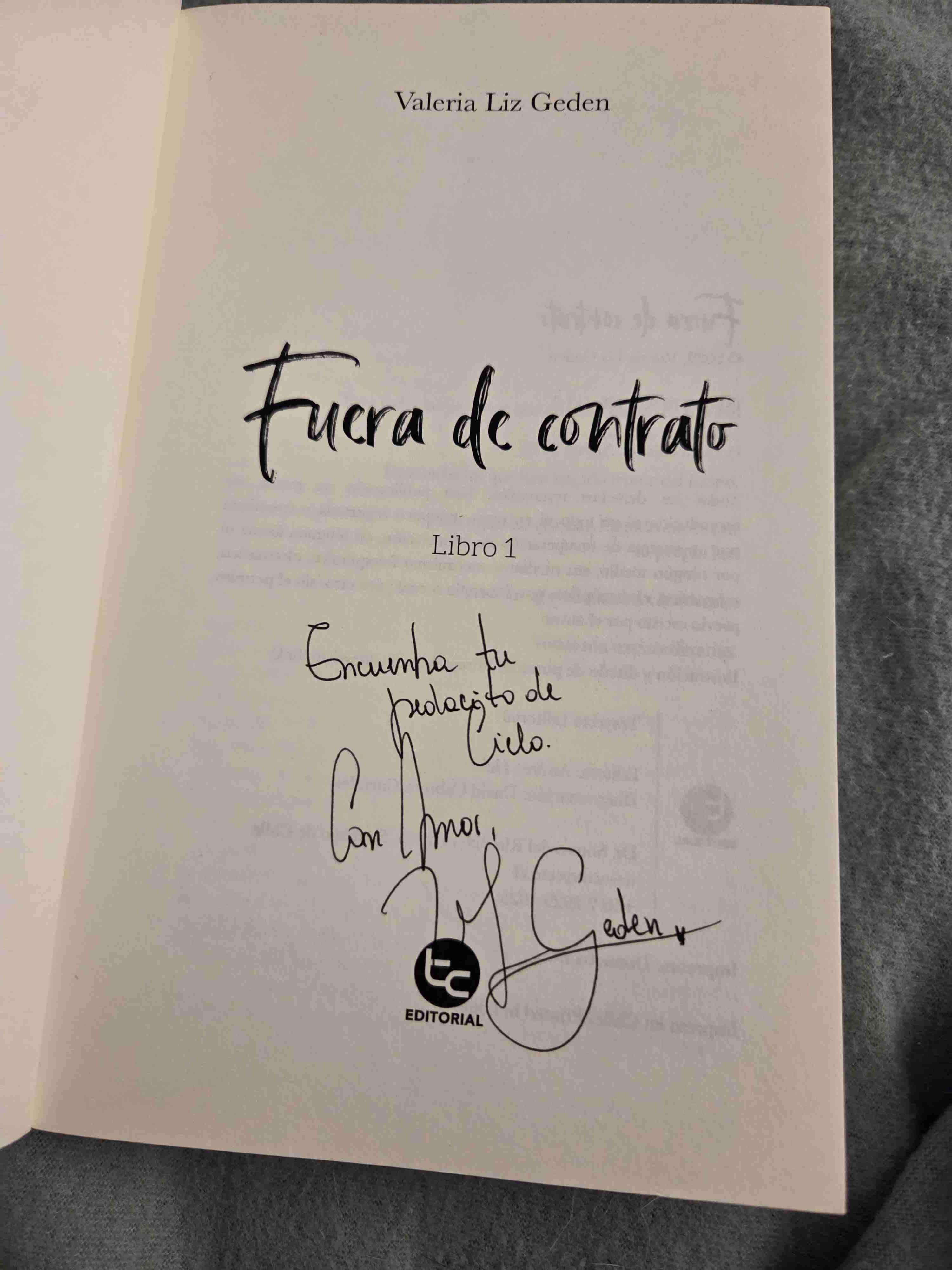 Libro 'Fuera de contrato' Vol. 1 y Vol. 2 - miniatura 5