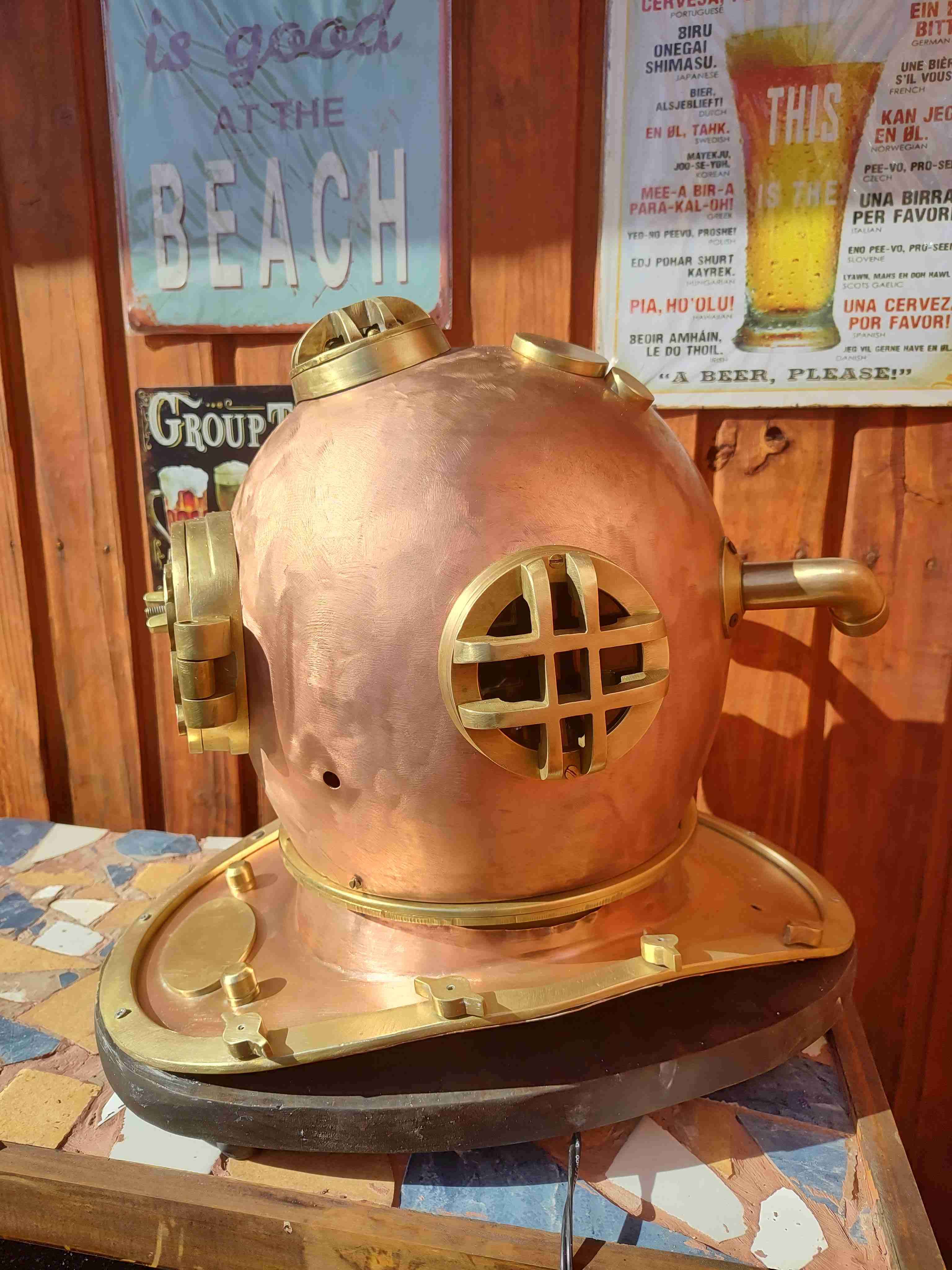 Casco de buzo antiguo decorativo - 2