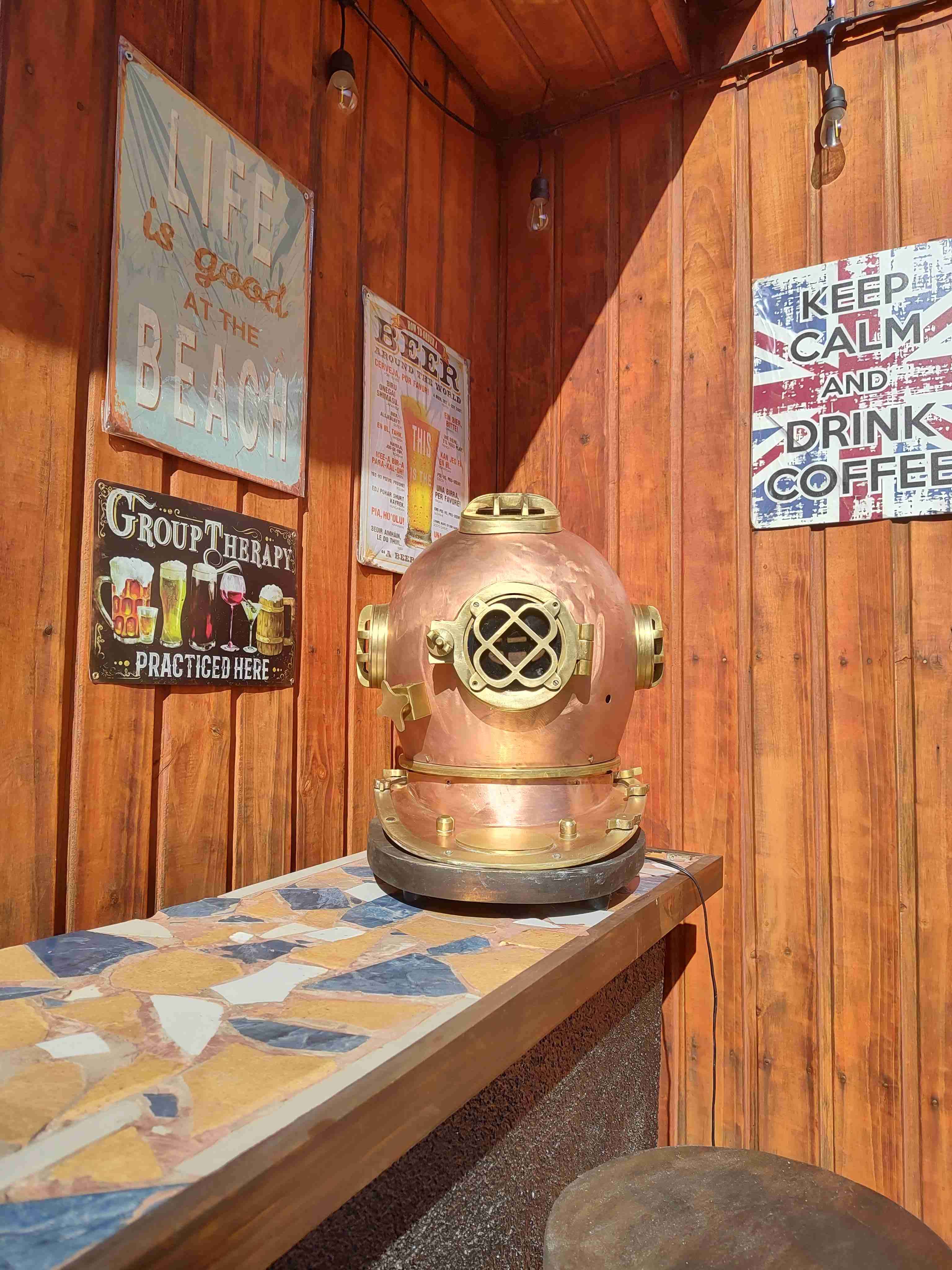 Casco de buzo antiguo decorativo - 4