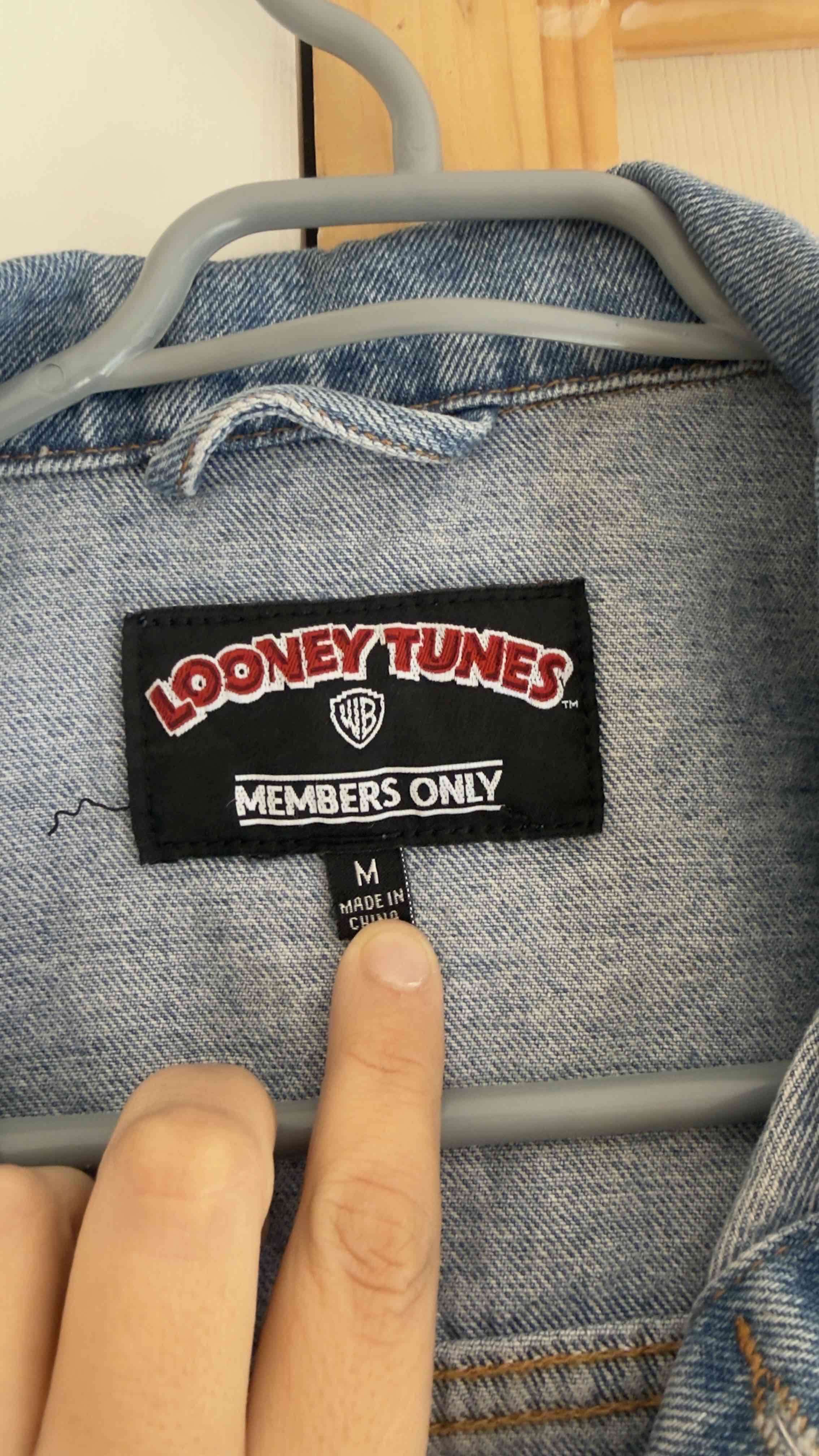 Chaqueta mezclilla Looney Tunes - miniatura 3