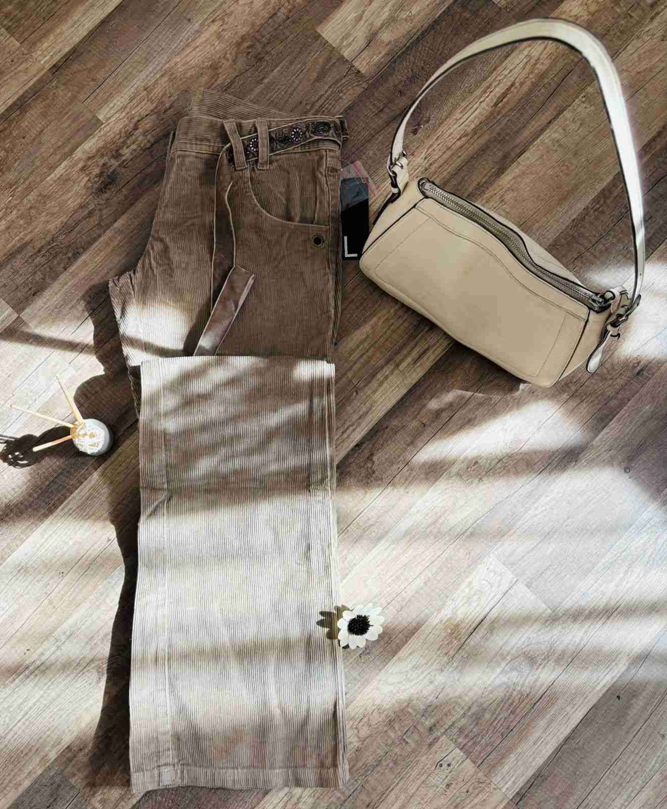 Jeans grises con botones - miniatura 6