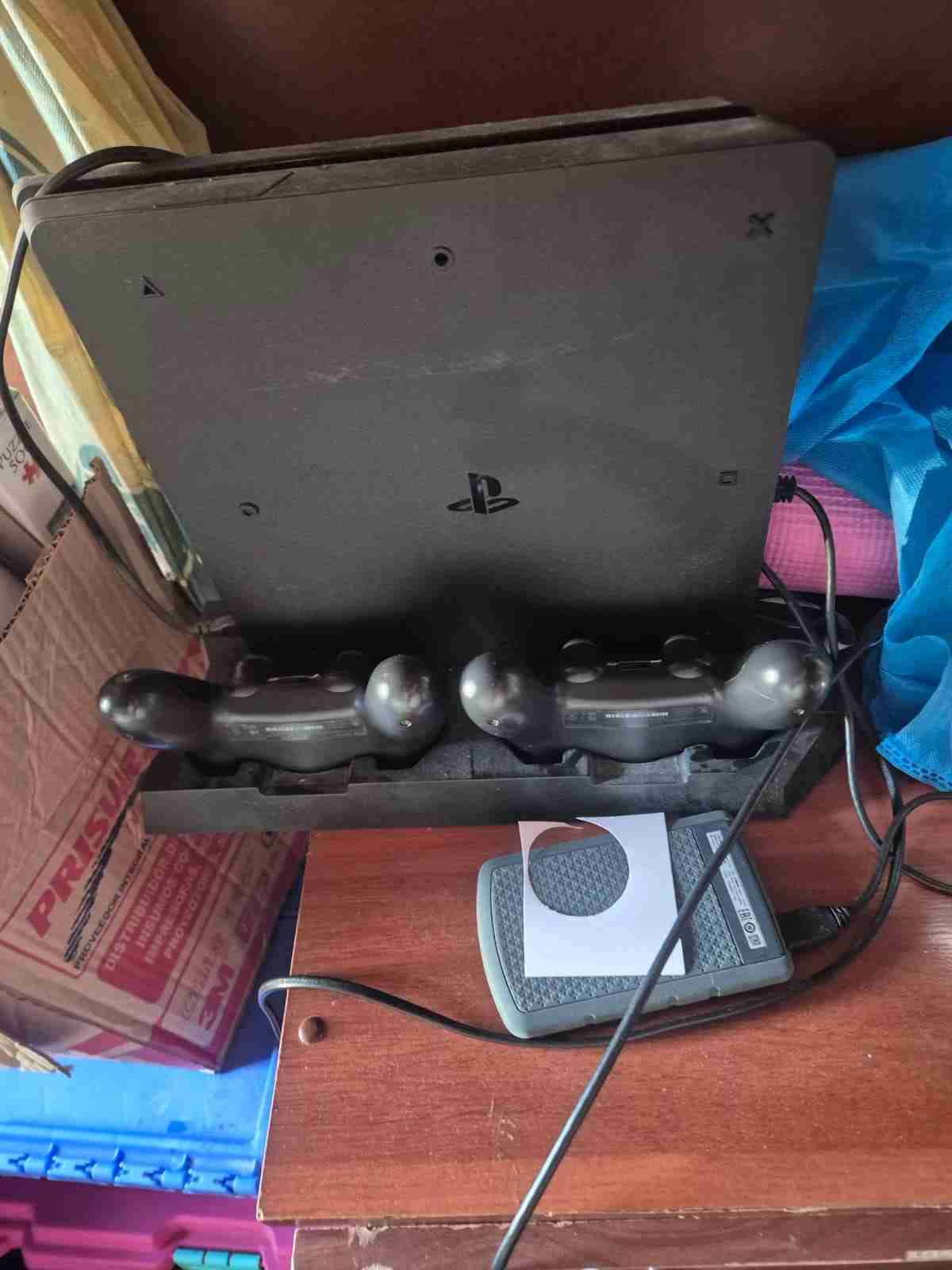 Control PS4 SLIM - 4