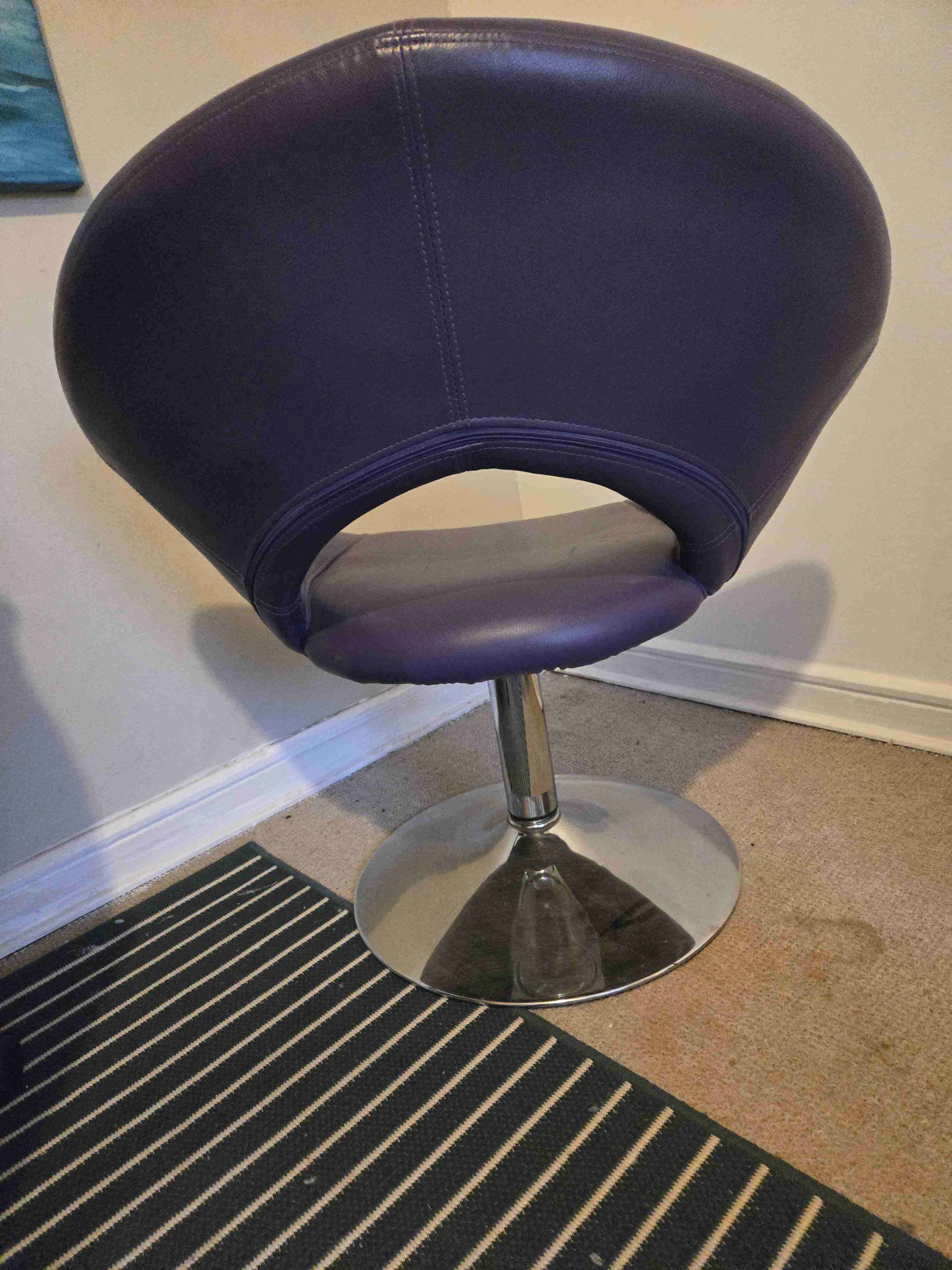 Silla giratoria morada moderna - 2