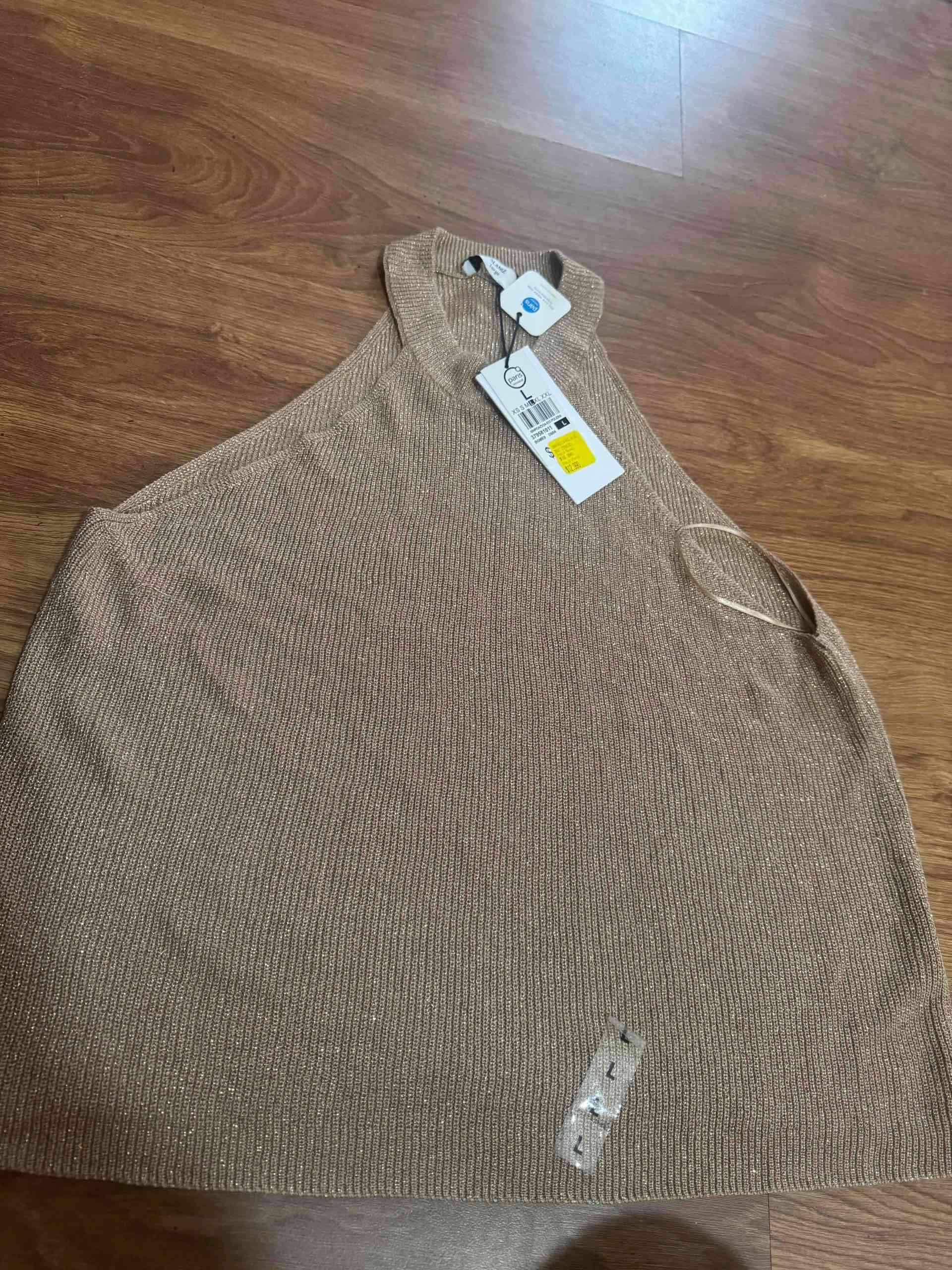 Polera dorada Alaniz talla L - miniatura 2