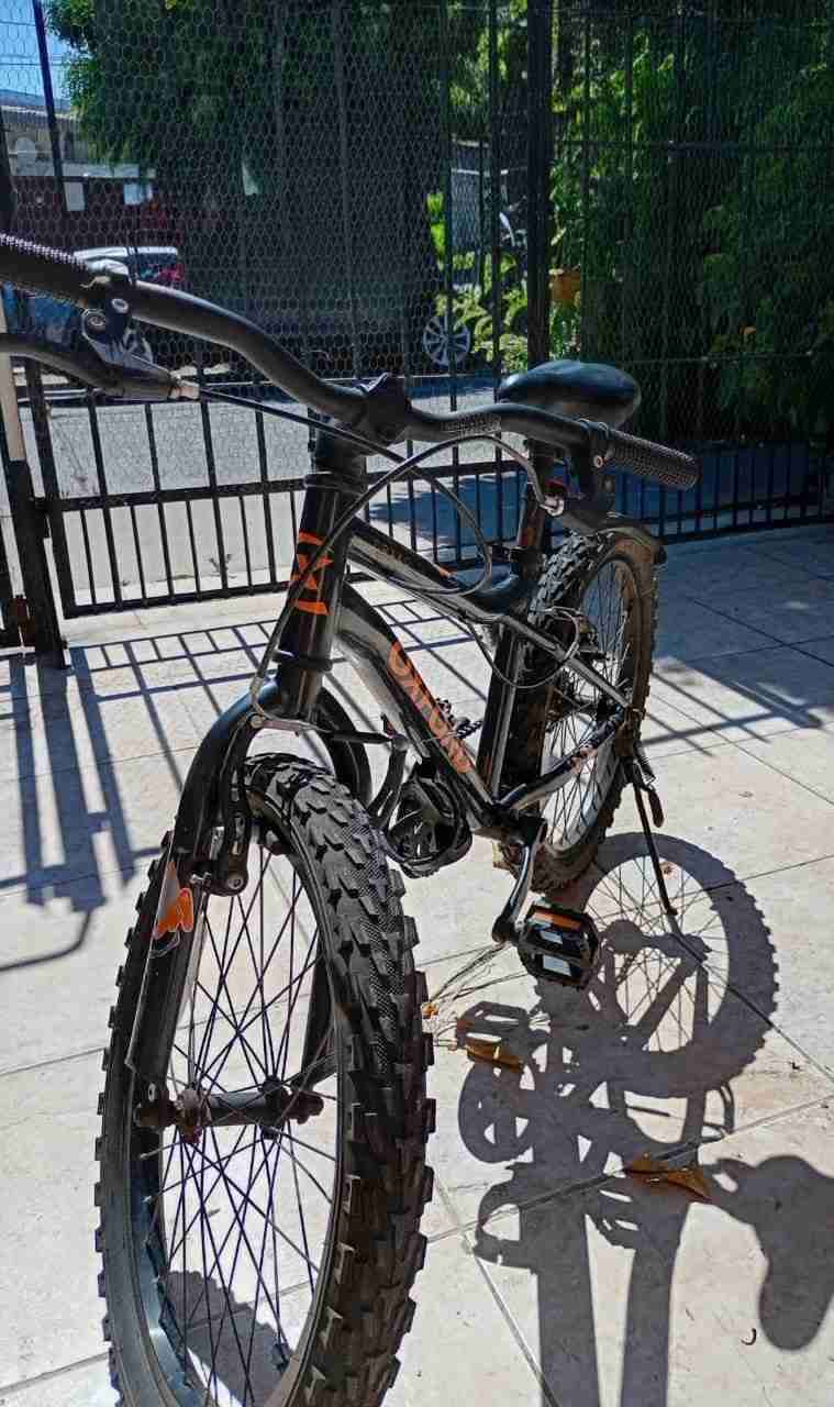 Bicicleta Oxford aro 20 - miniatura 1