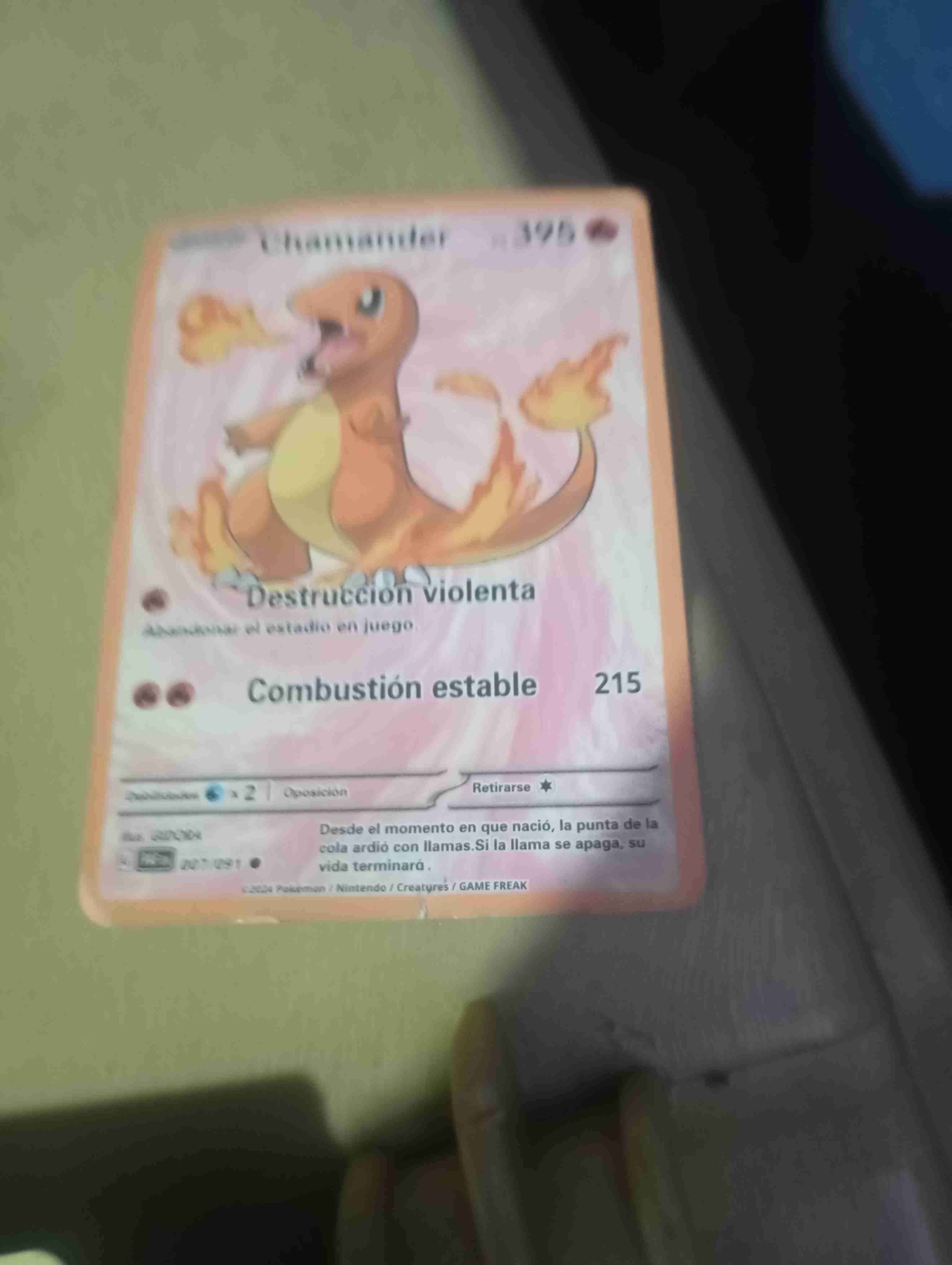 Carta Pokémon Charizard V - miniatura 6