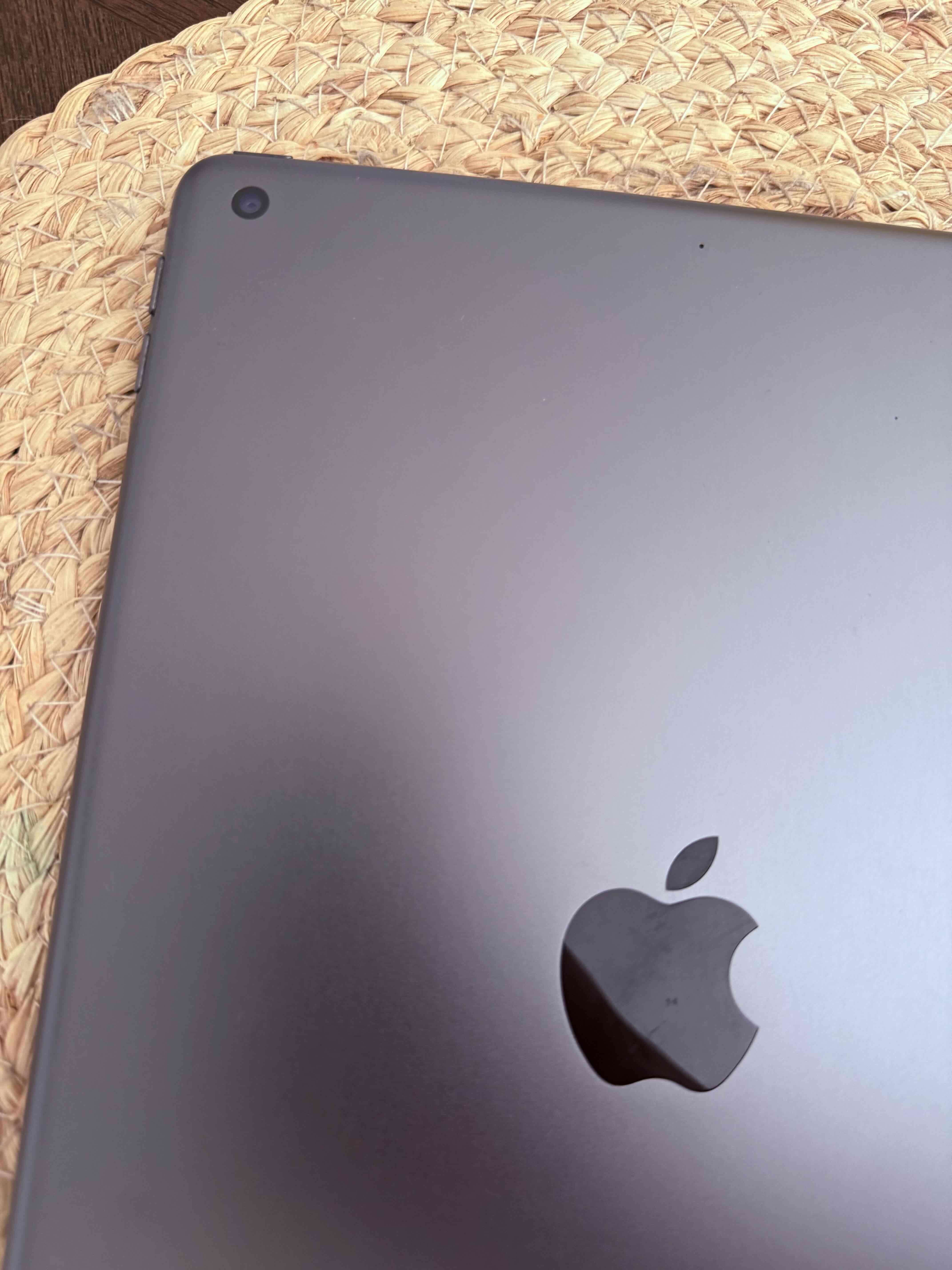iPad 8va generación - 1