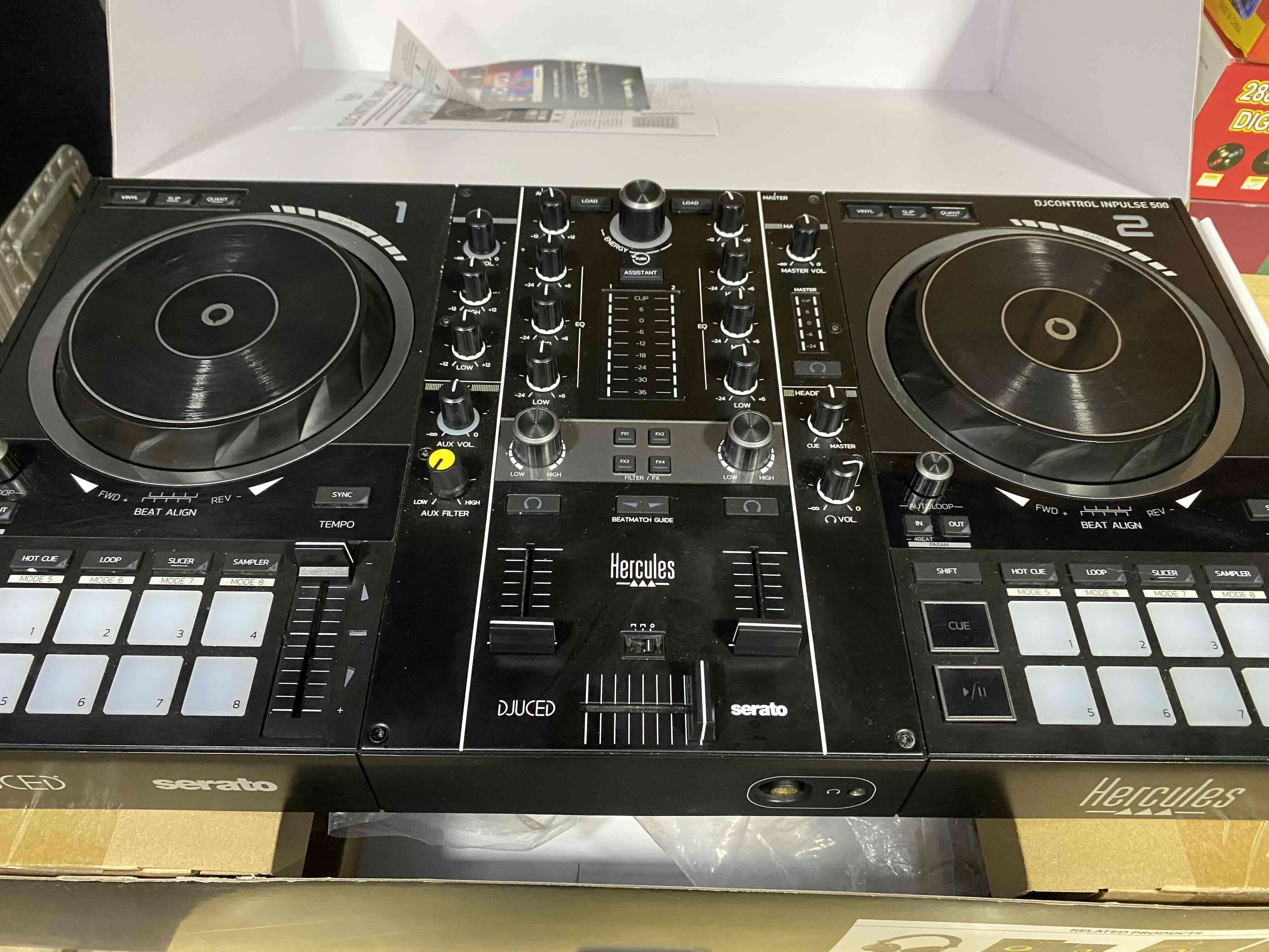 Controlador DJ Hercules Inpulse 500 - miniatura 3