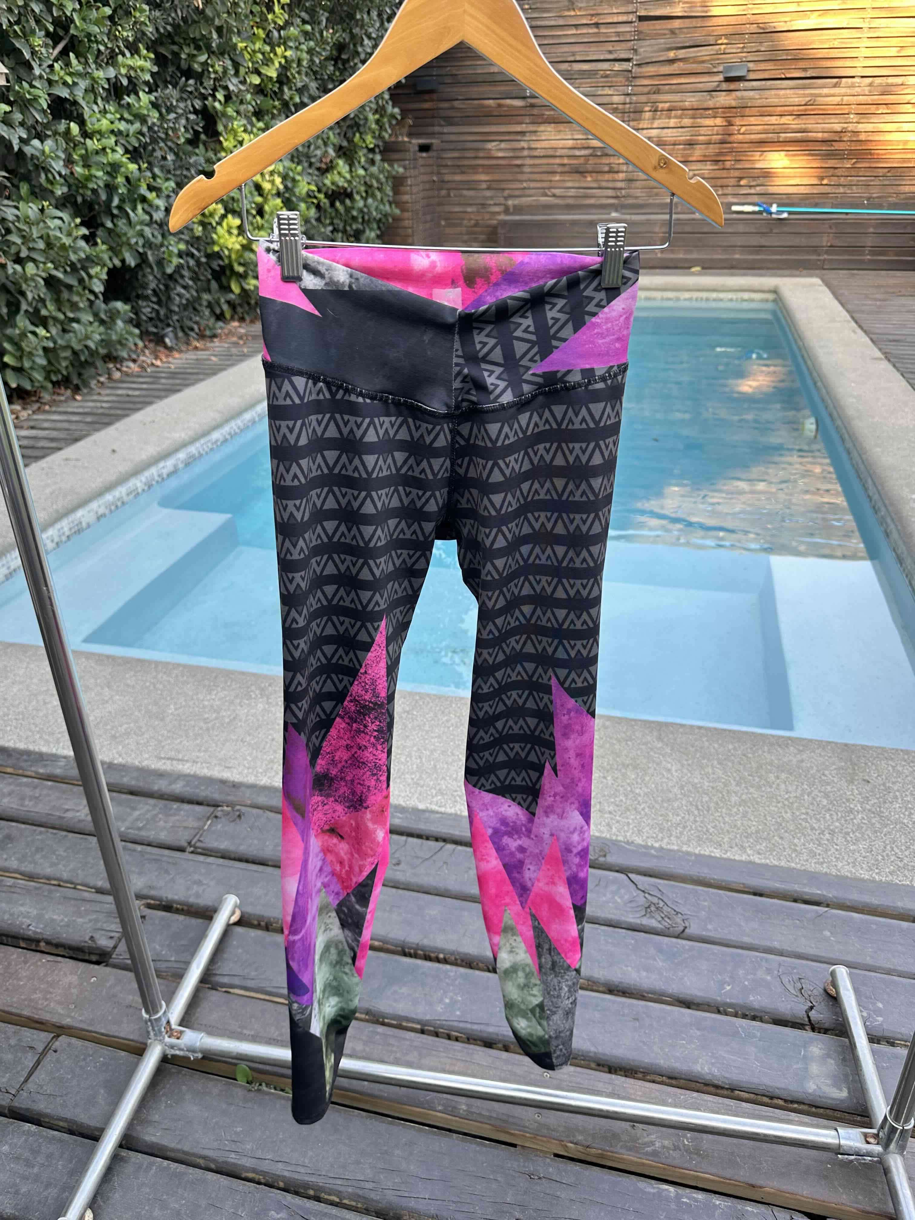 3 Leggins deportivos blanco y negro - miniatura 3