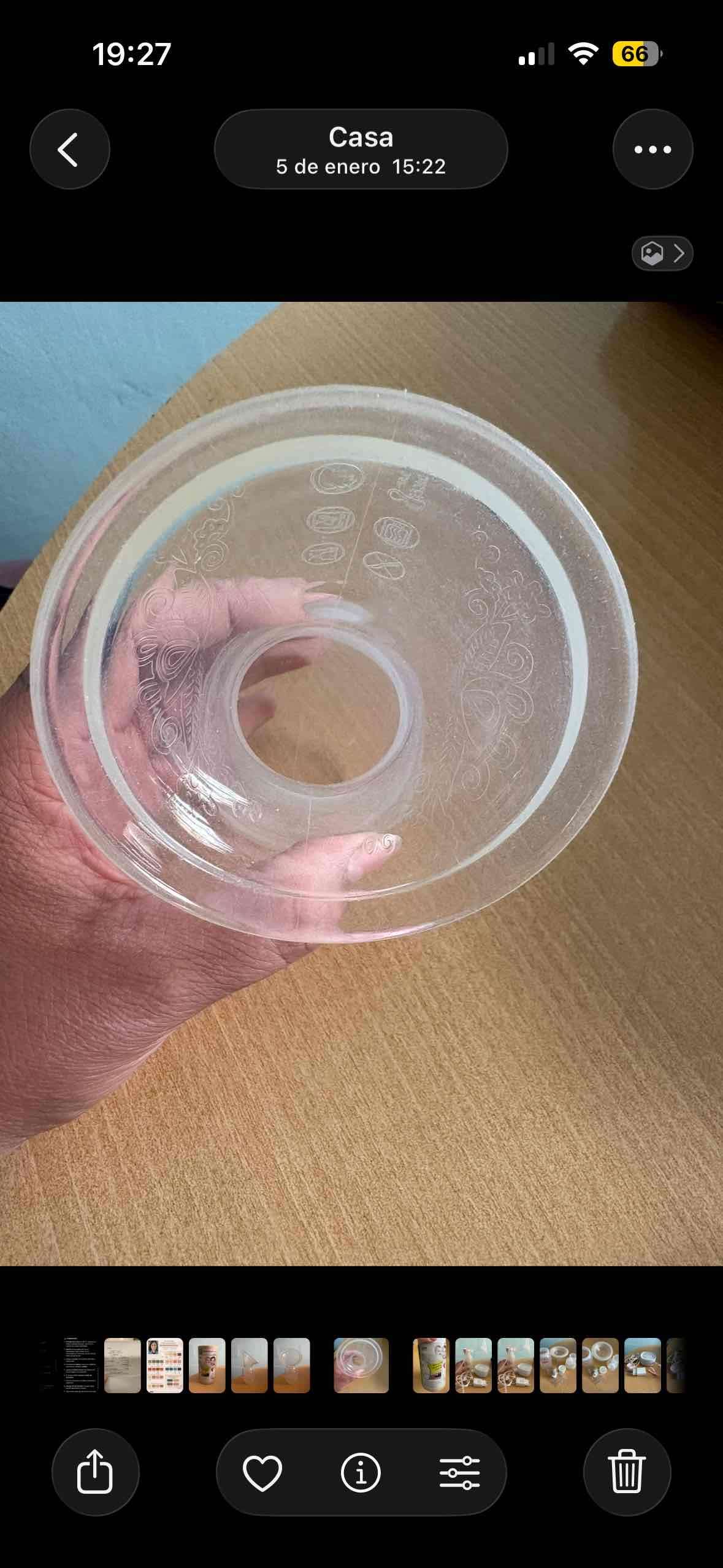 Extractor de leche materna de silicona marca Haaka - miniatura 3