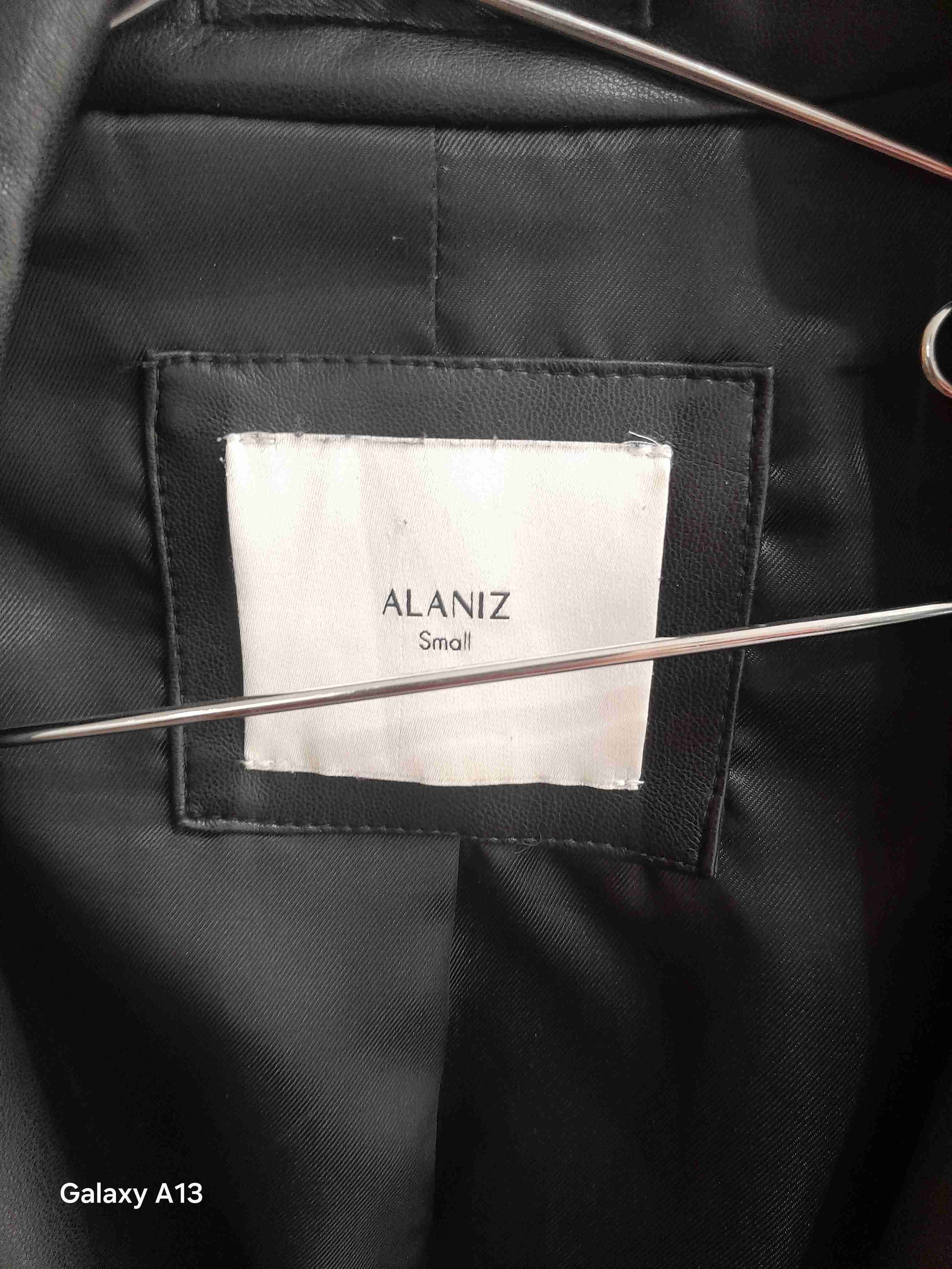 Abrigo largo negro de cuero - 3