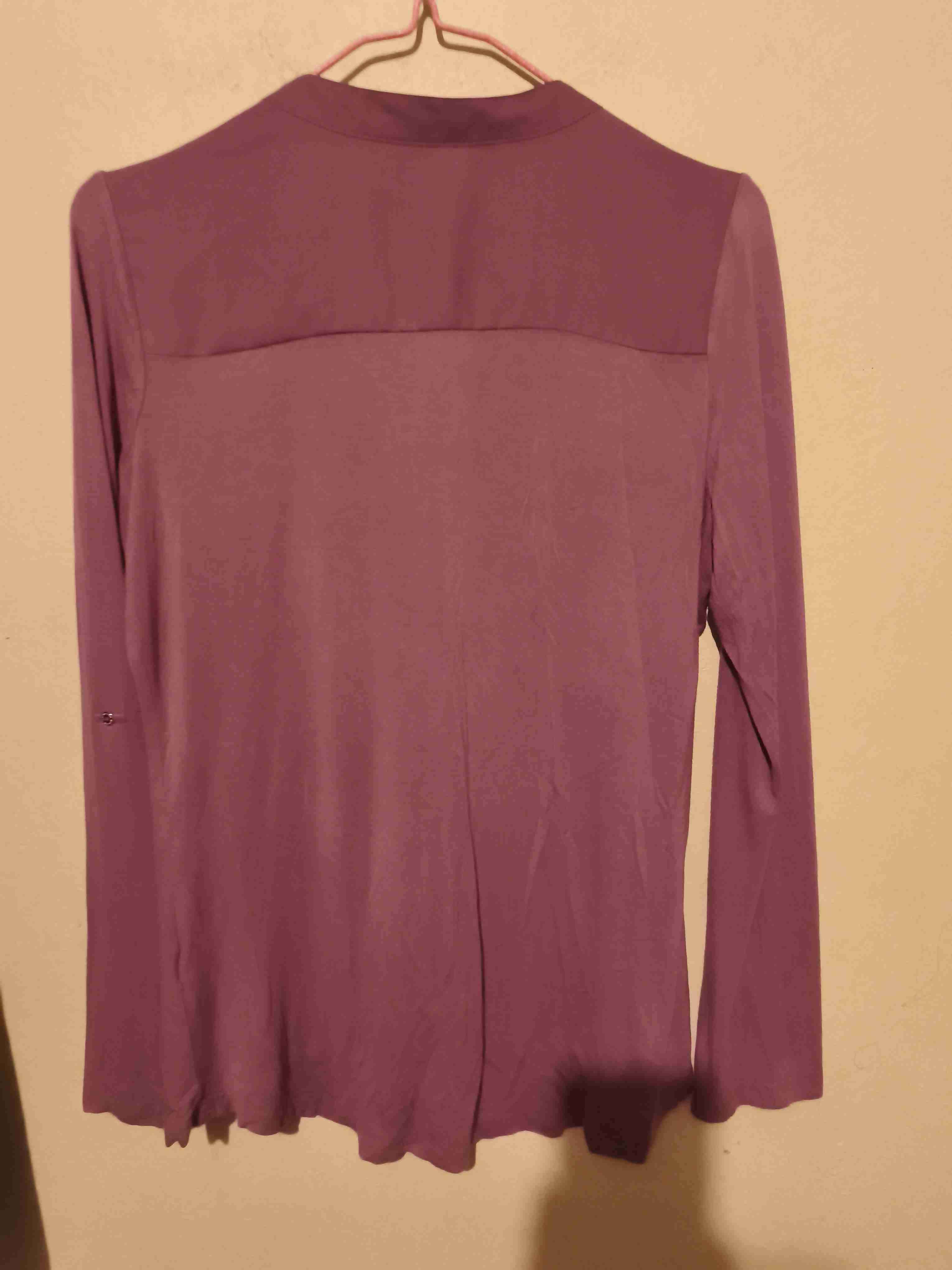Blusa morada de manga larga - miniatura 2