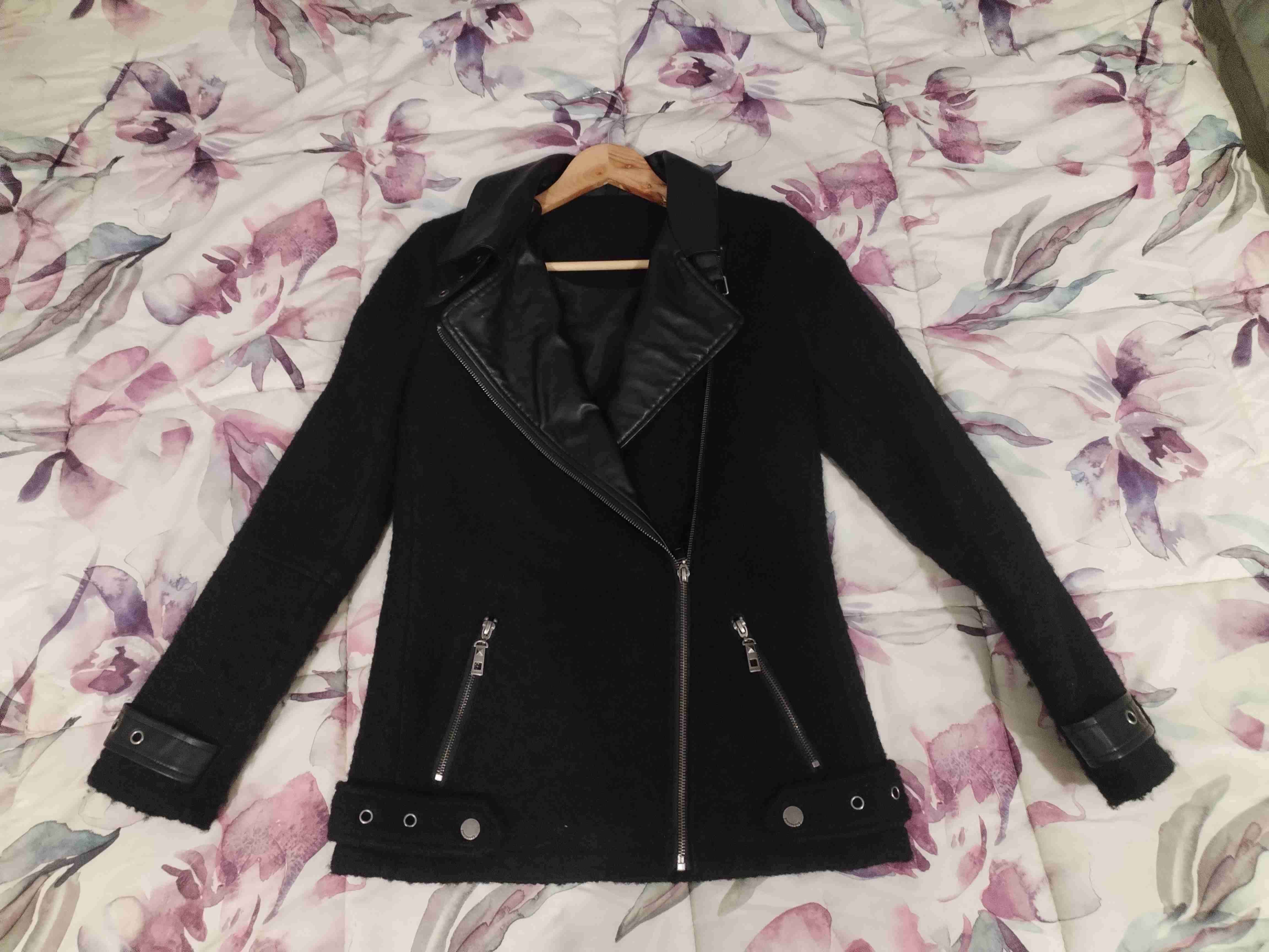 Chaqueta negra de lana - 1