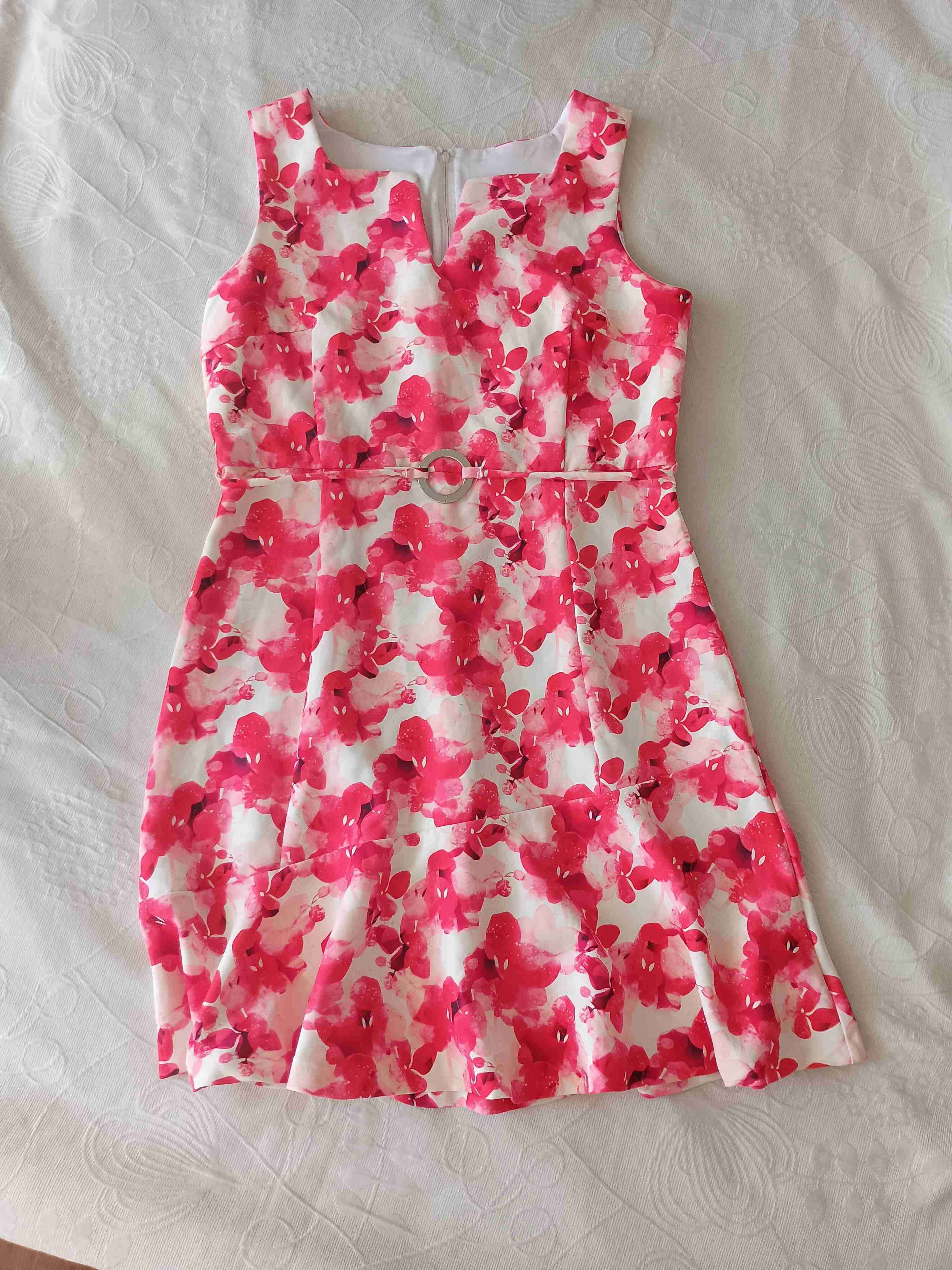 Vestido floreado rojo y blanco - miniatura 4