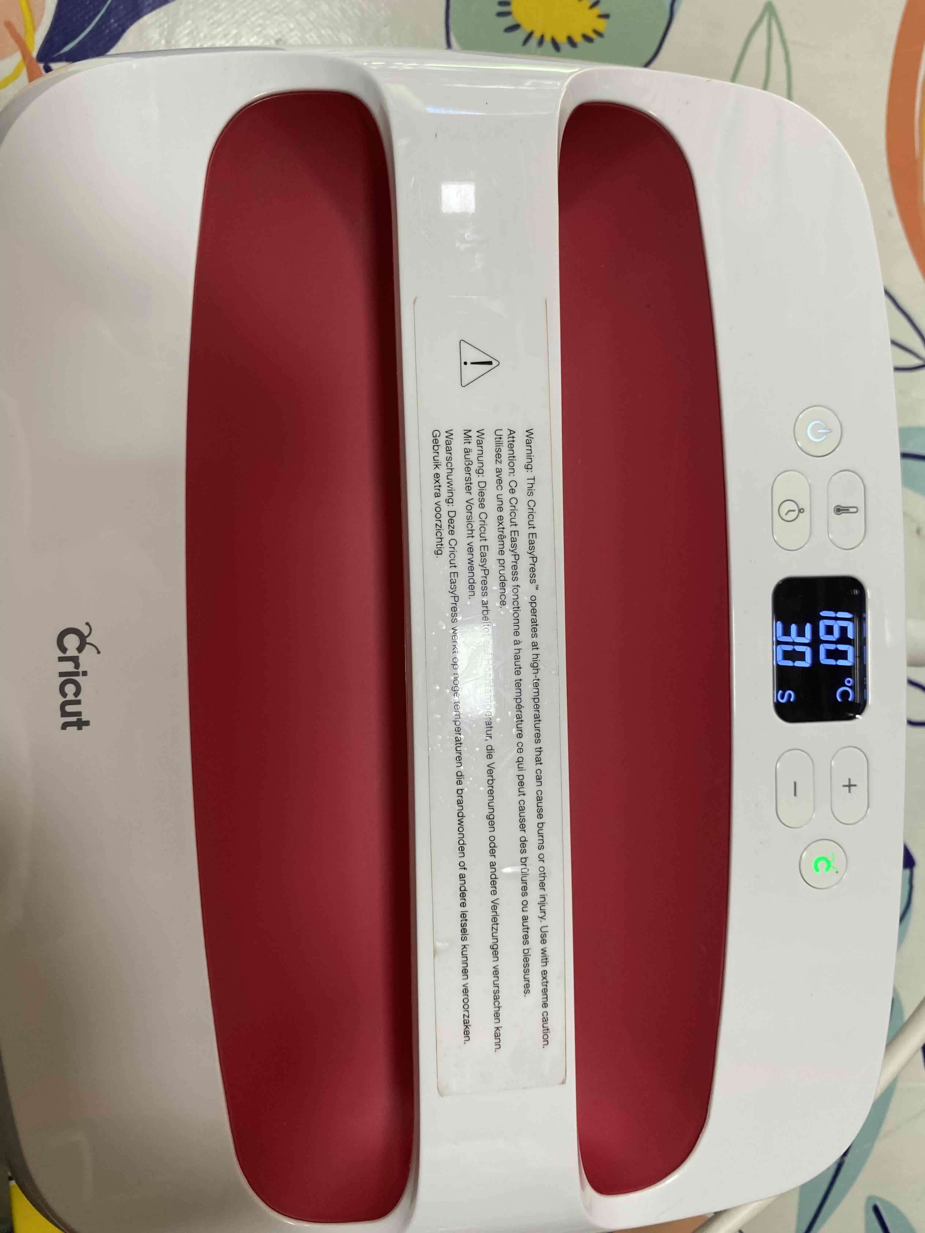 Plancha Cricut EasyPress roja - 1