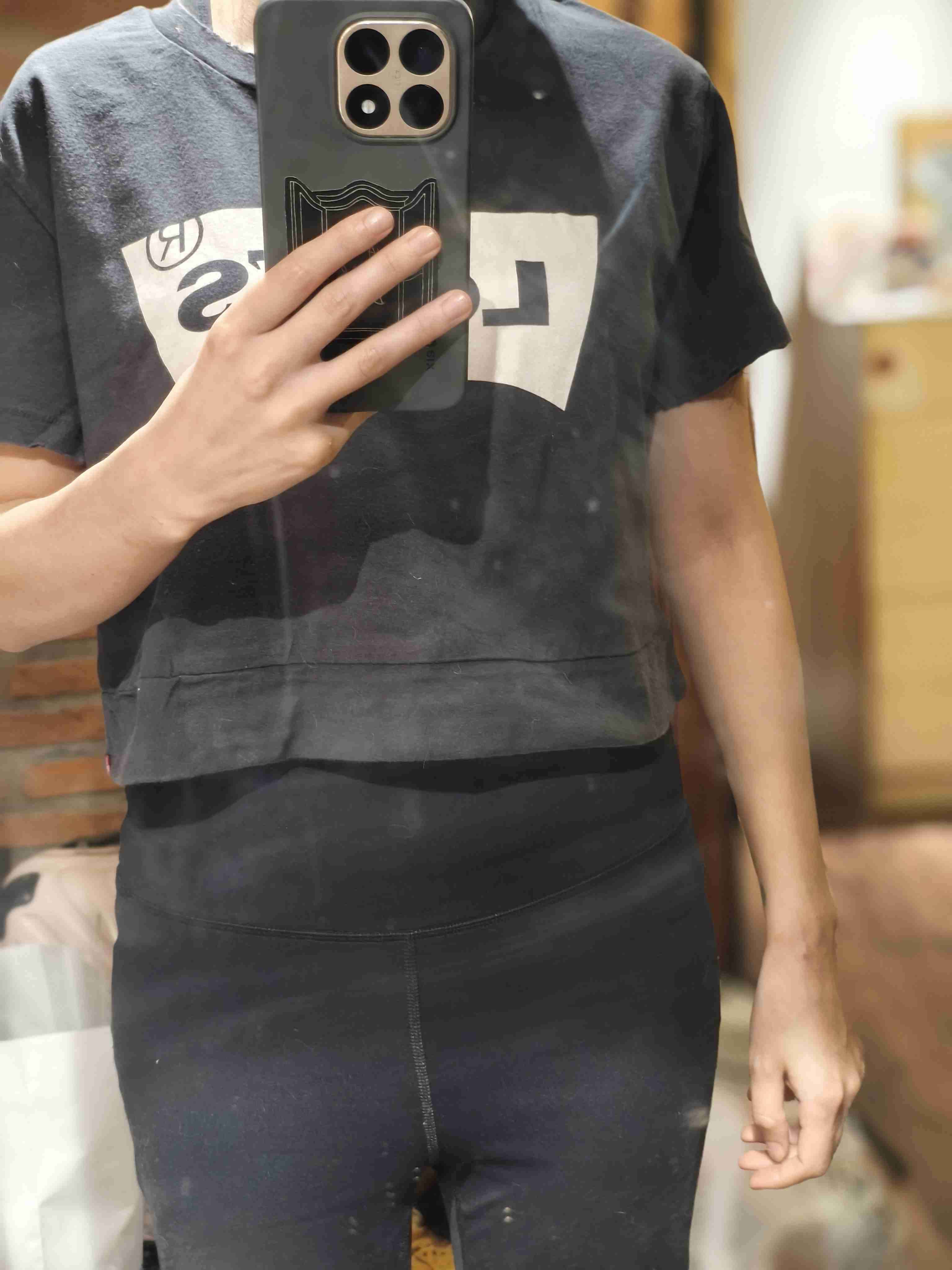 Polera y gorra Levi's - miniatura 5