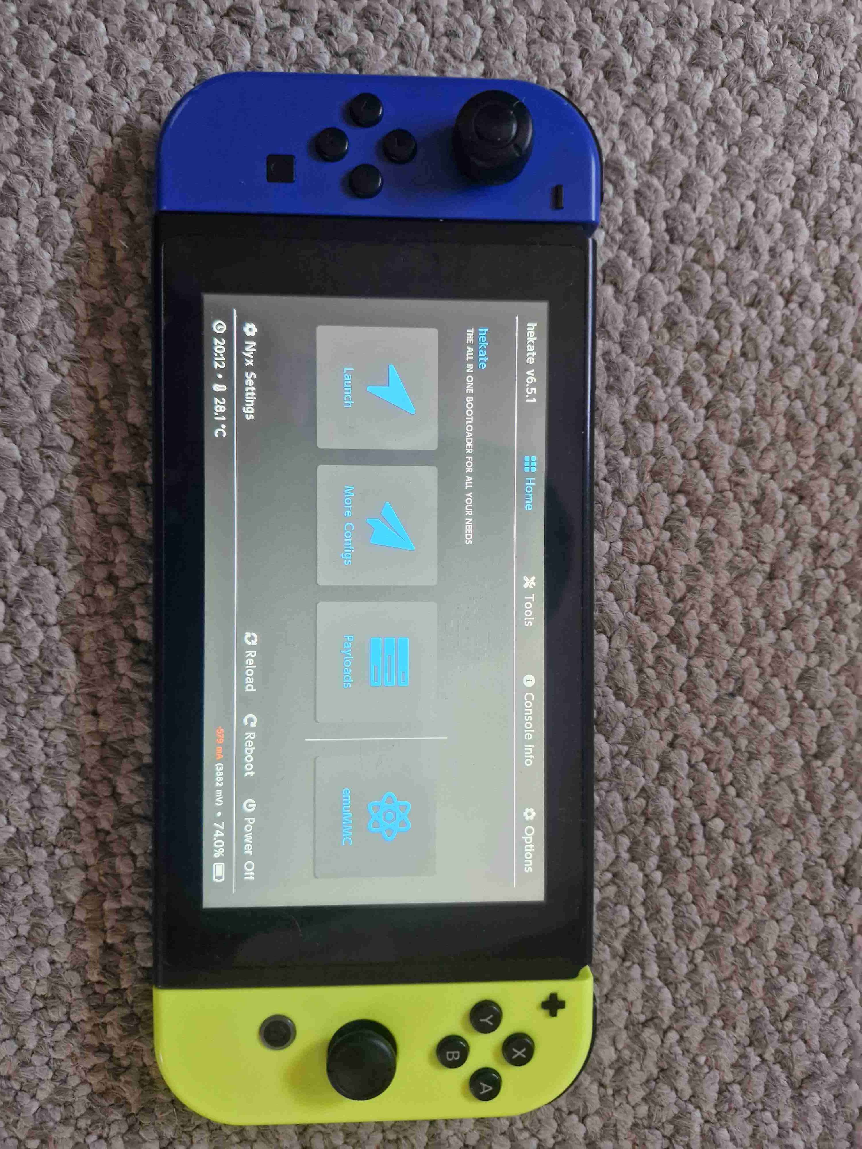 Consola Nintendo Switch desbloqueada - miniatura 2