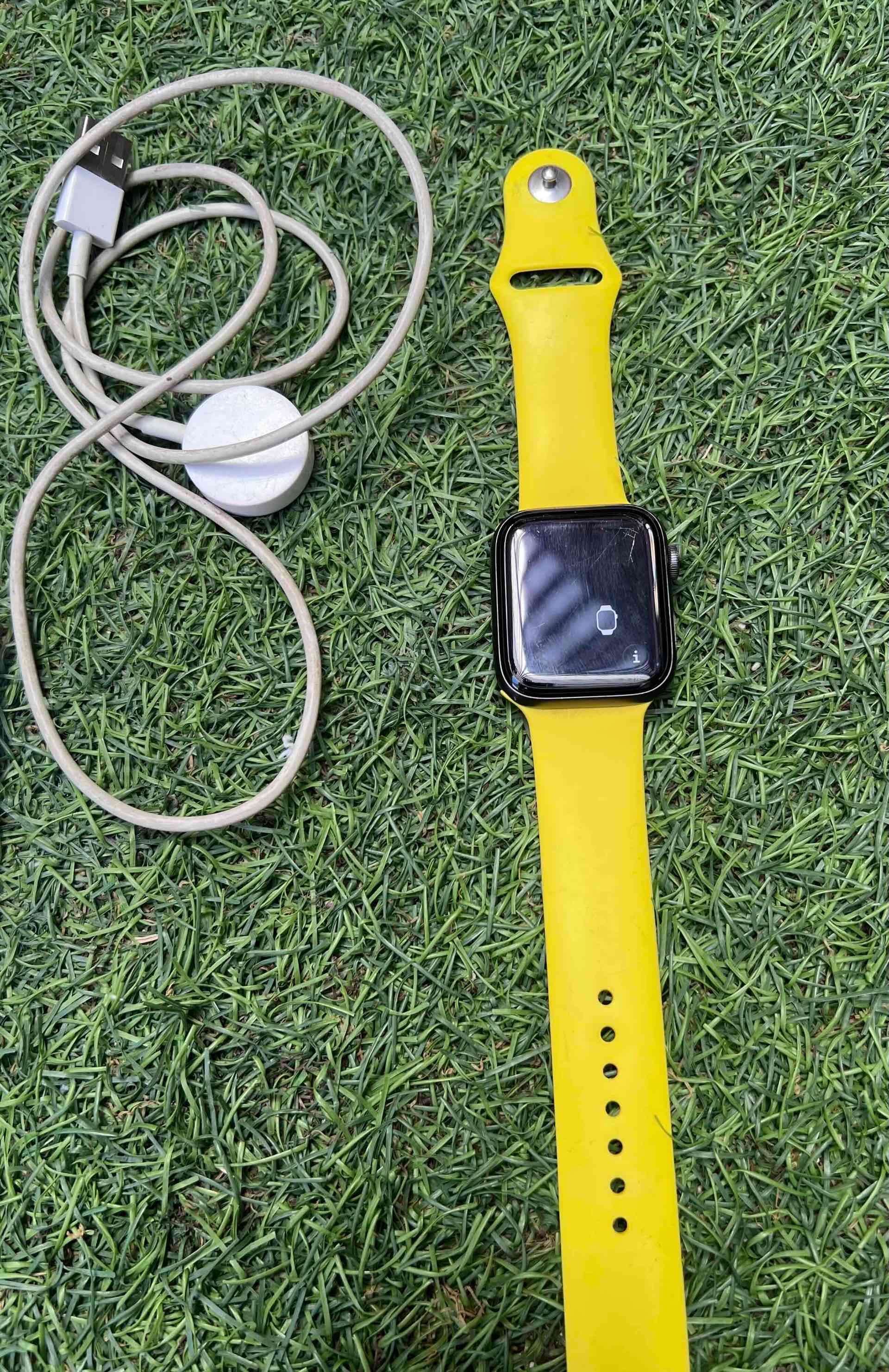 Apple Watch Serie 6 con correas - 4