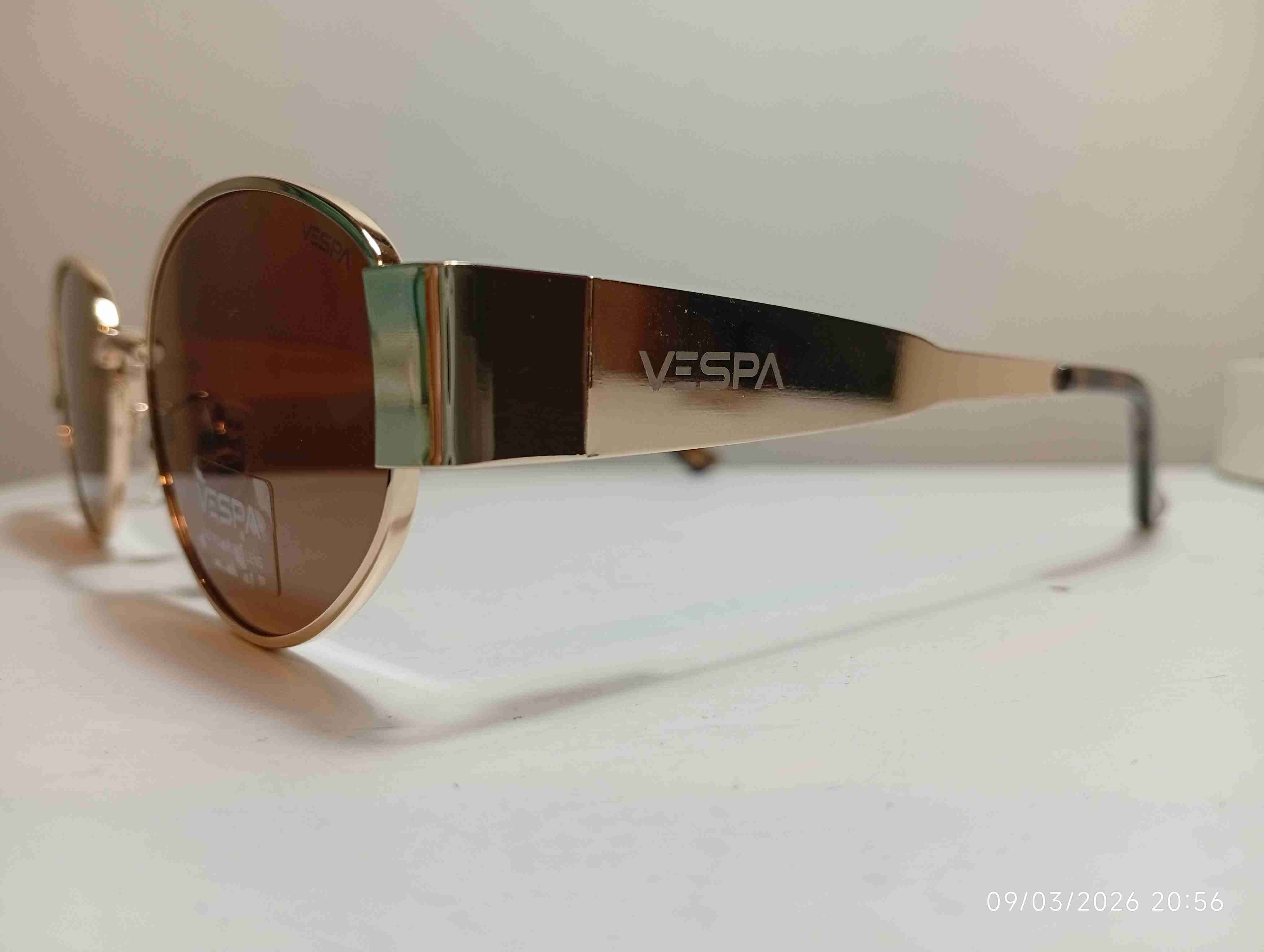 Gafas de sol Vespa doradas - miniatura 3
