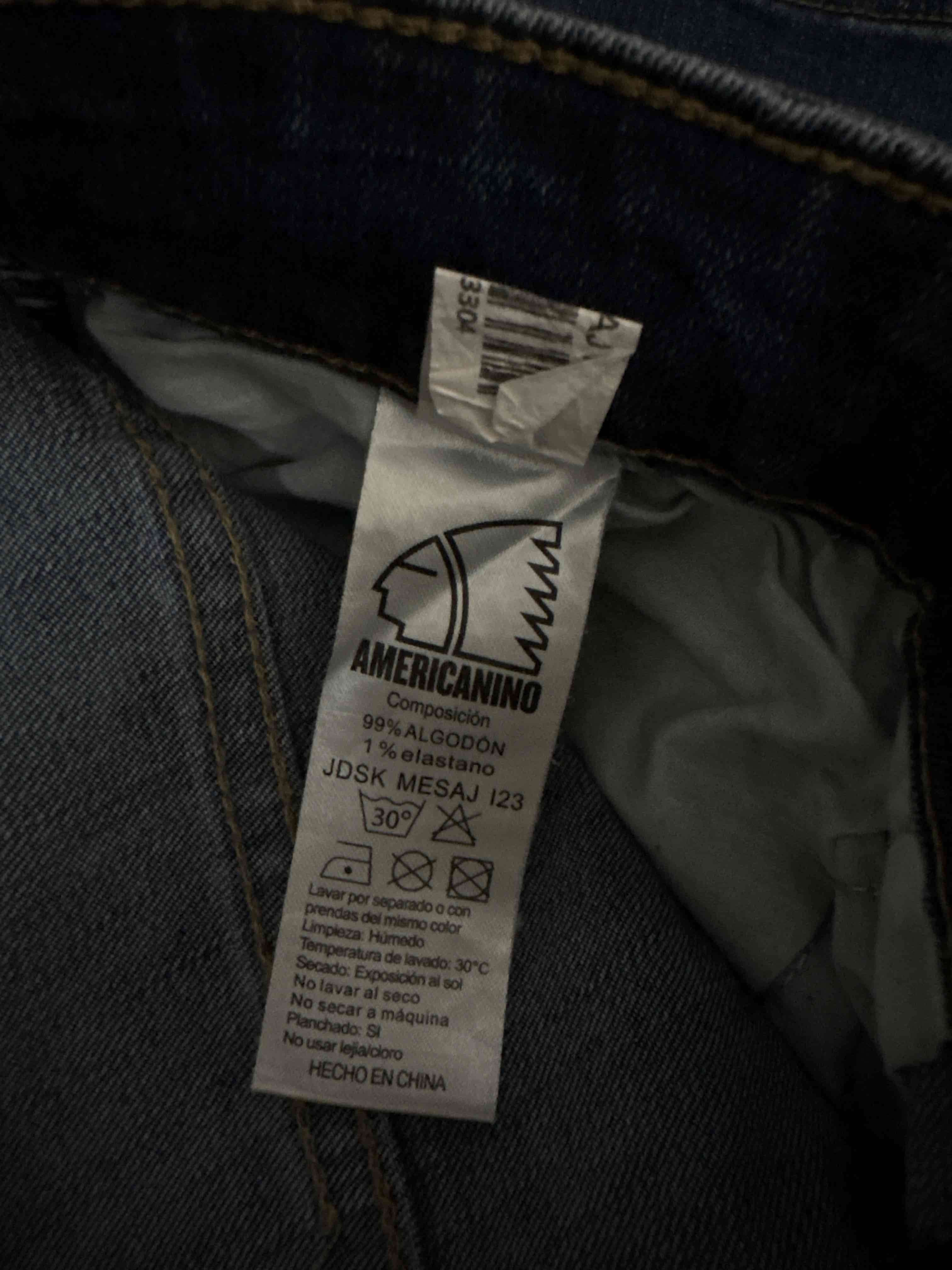 Jeans azul clásico - miniatura 3