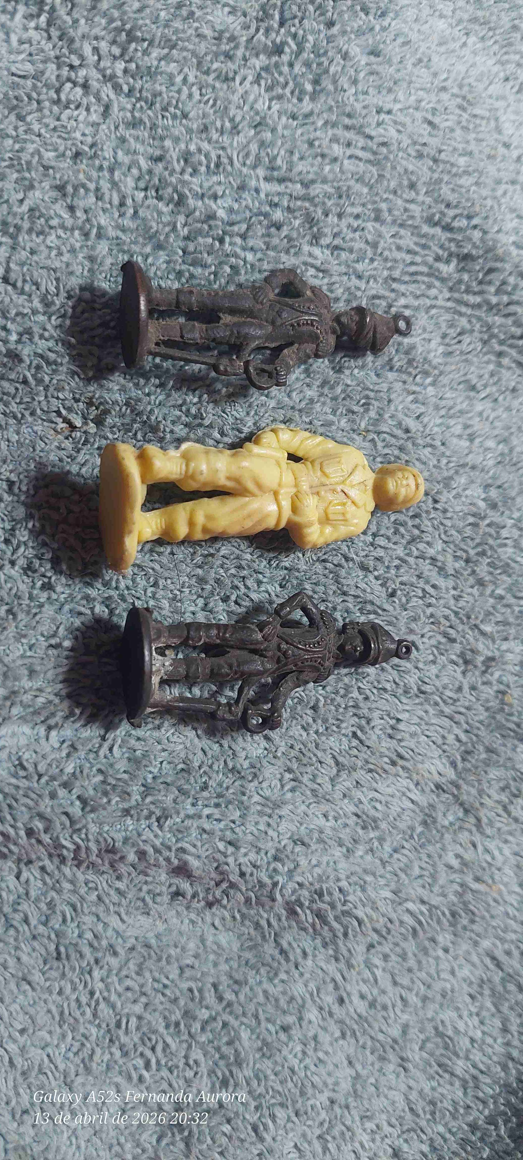 Figuras de colección pequeñas - 1