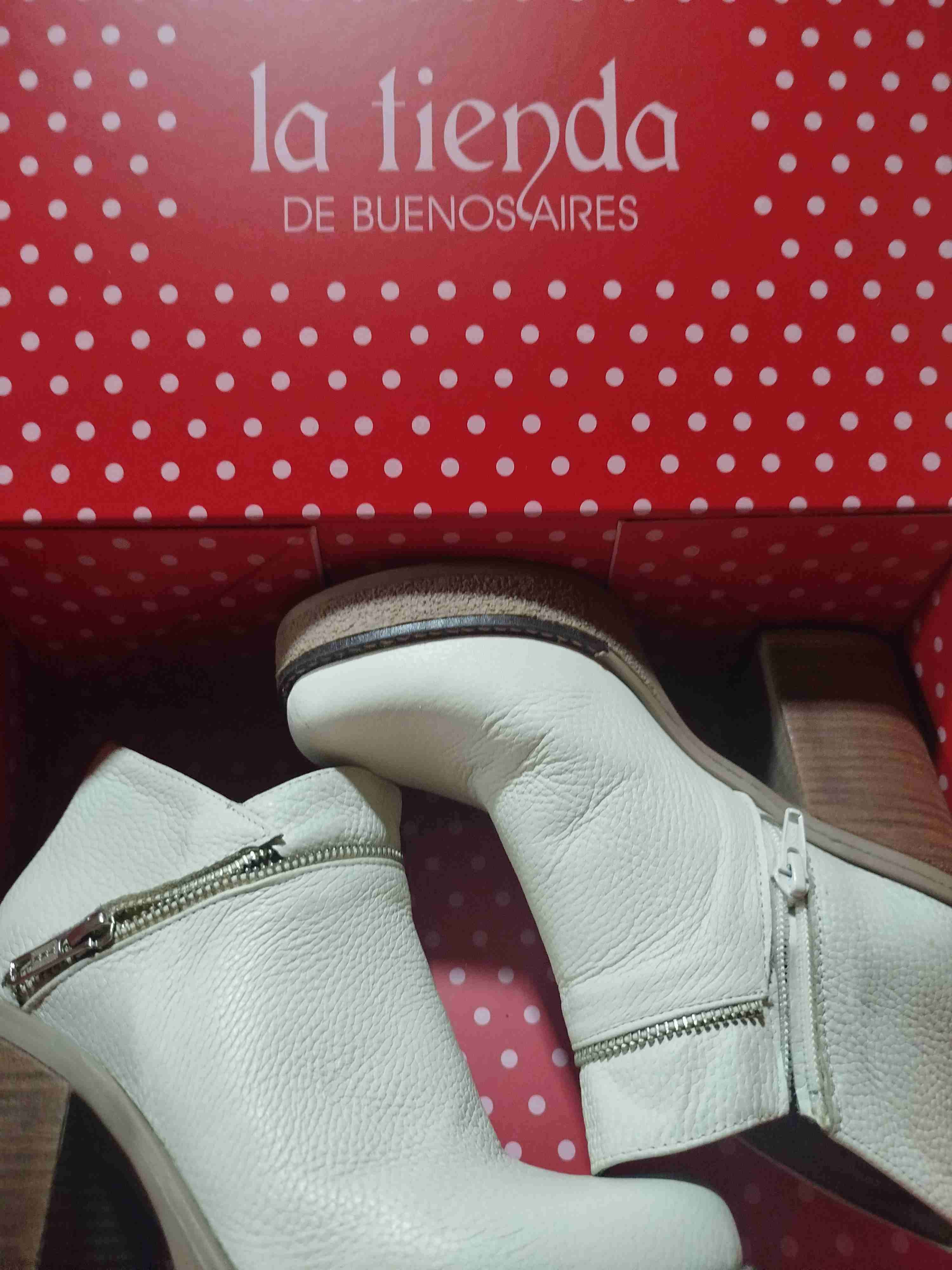 Botines de cuero beige con tacón - miniatura 4