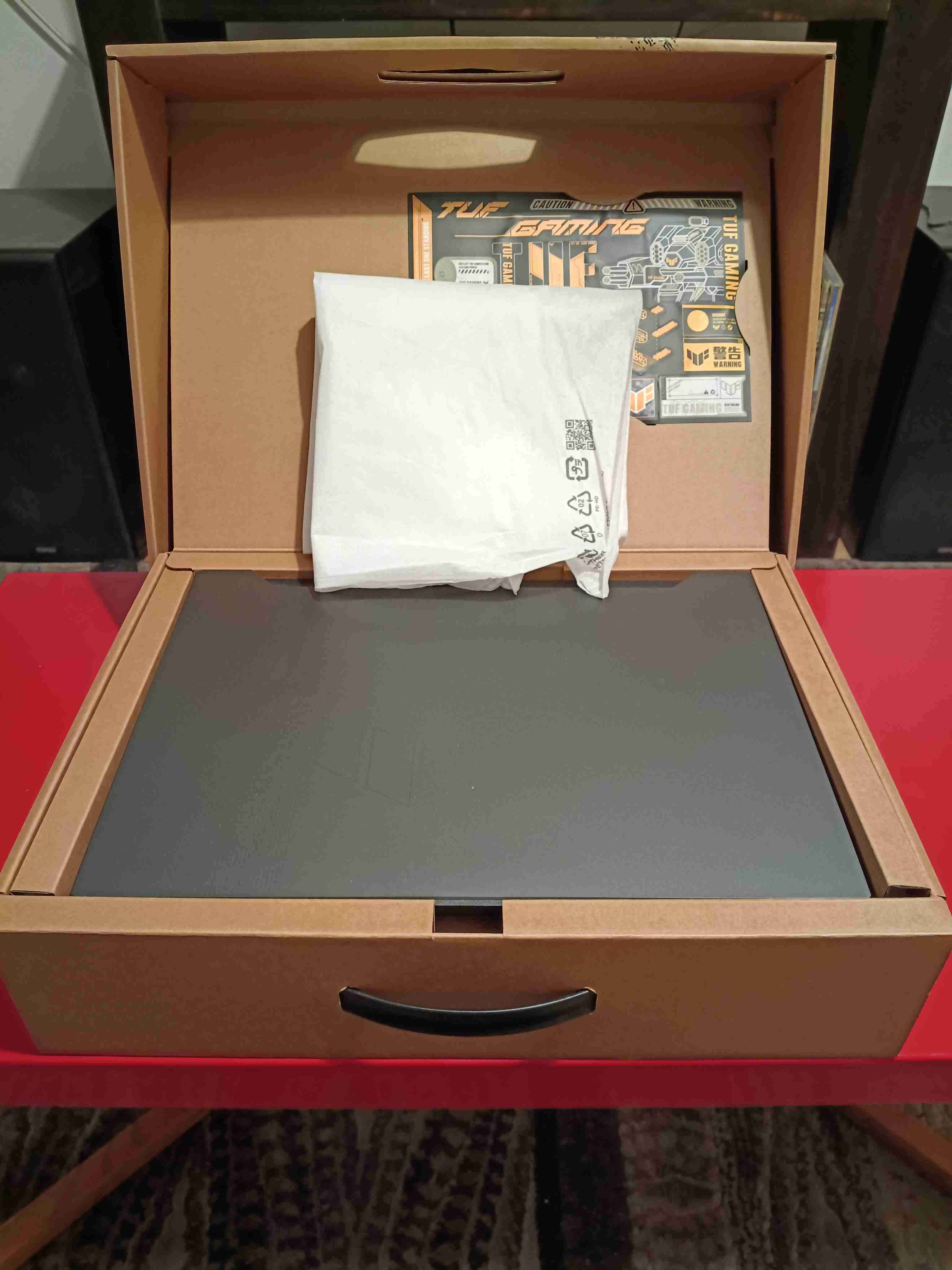 Laptop ASUS TUF Gaming F15 - miniatura 2