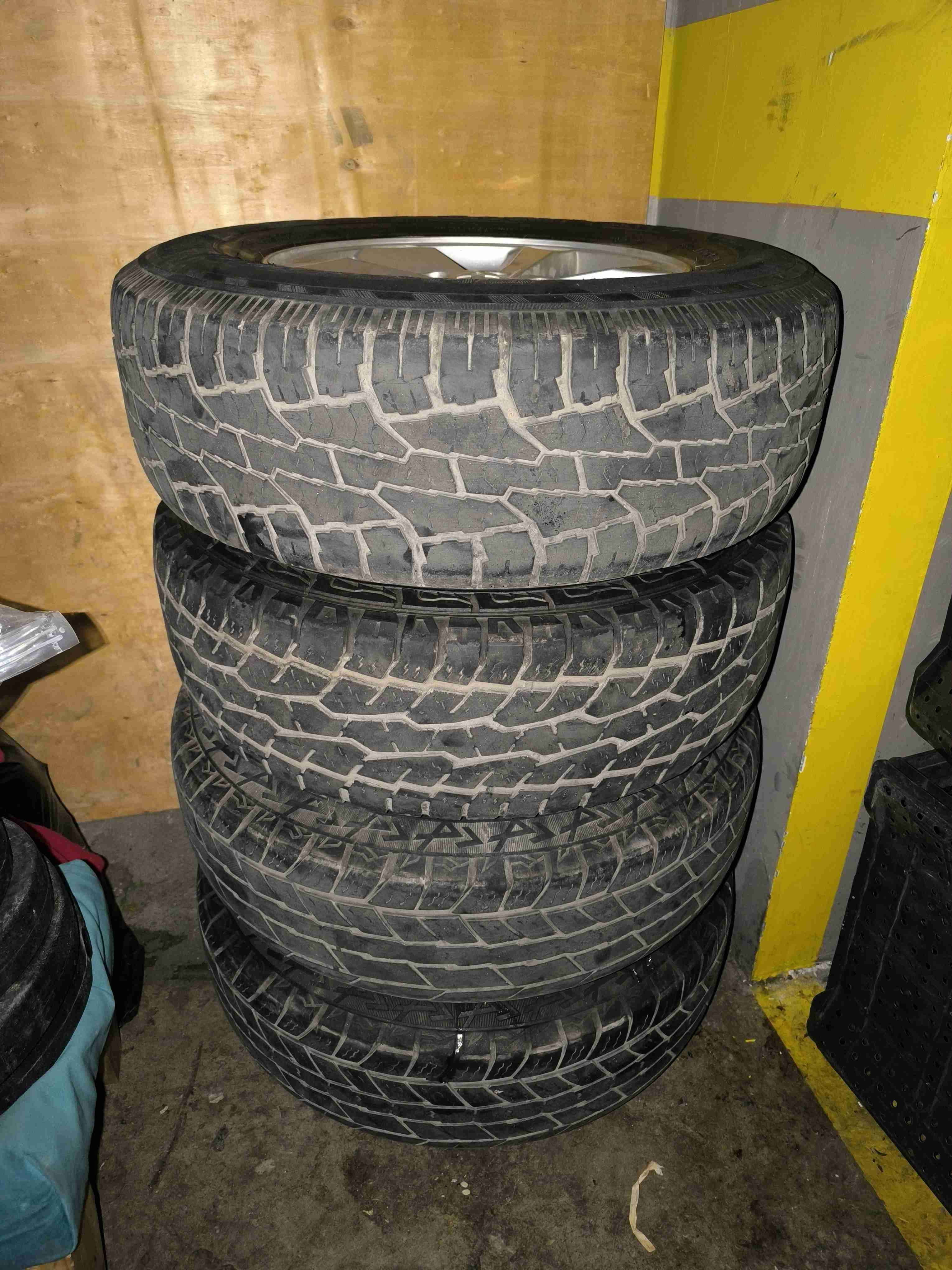 Llantas 6x139 con neumáticos aro 16 - miniatura 2