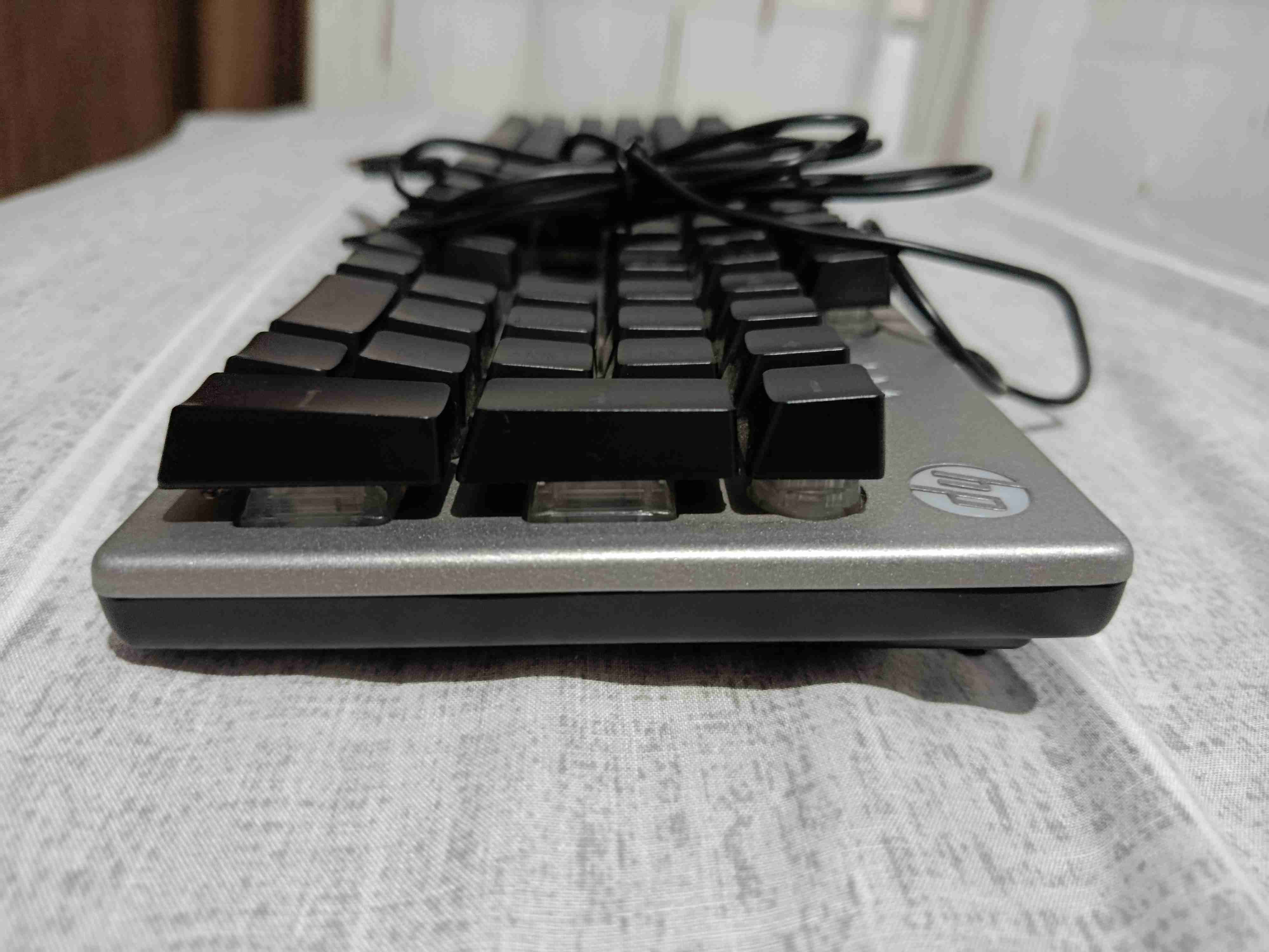 Teclado hp LED con cable - 4