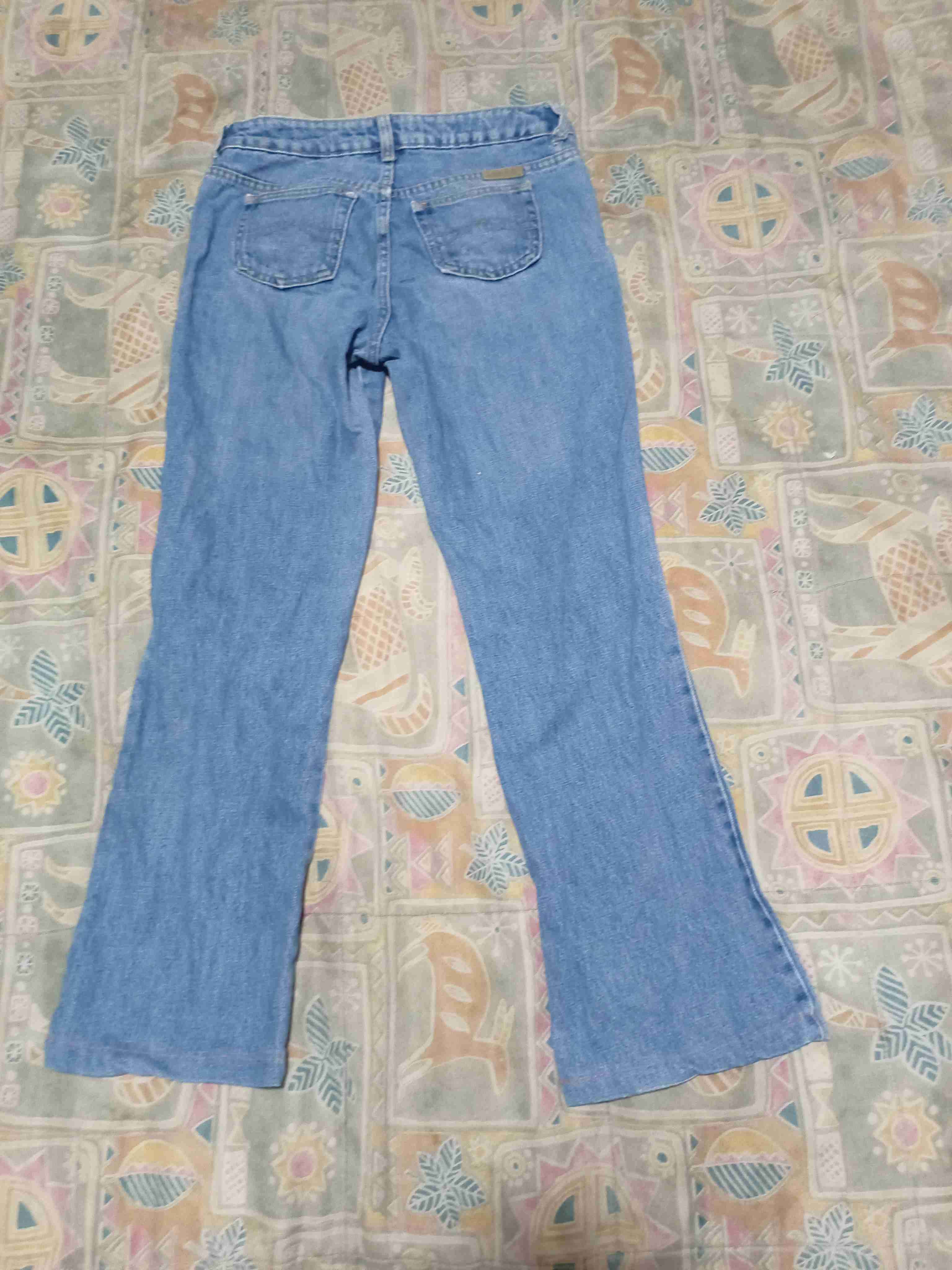 Jeans acampanados clásicos - miniatura 2