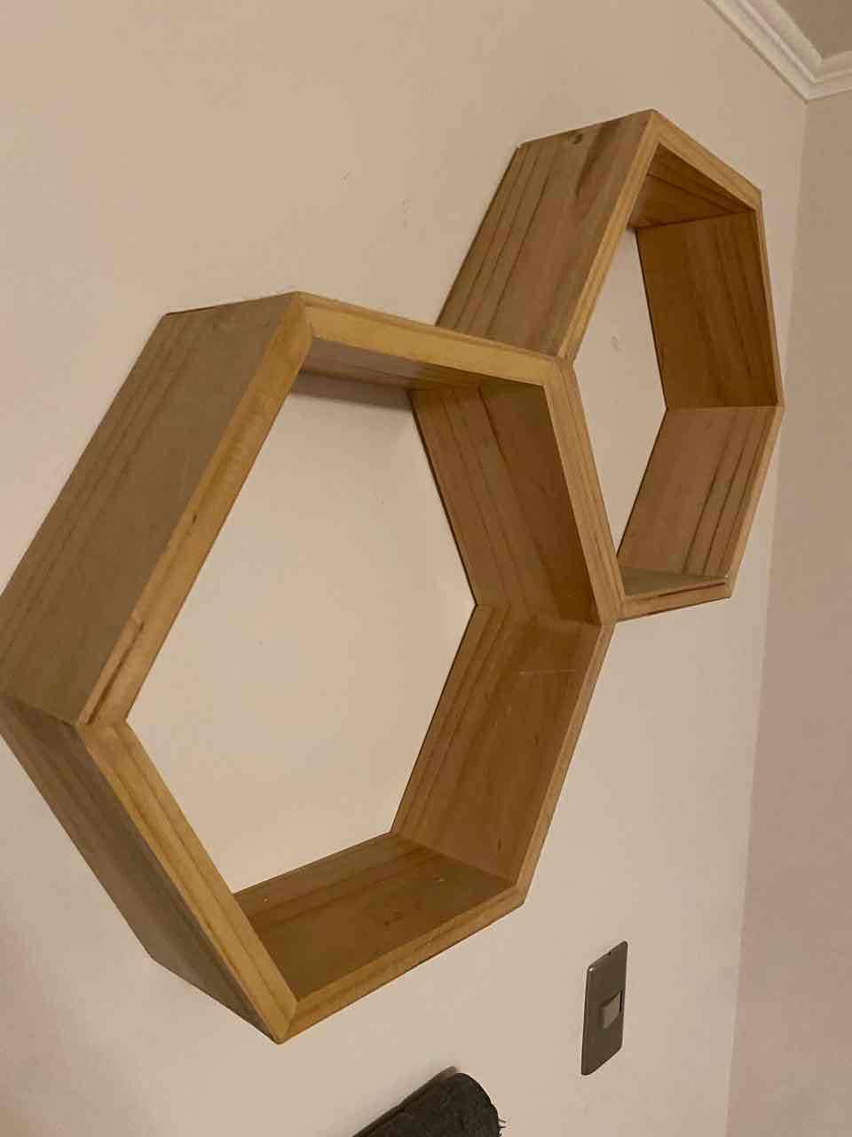 Estante hexagonal de madera - 3