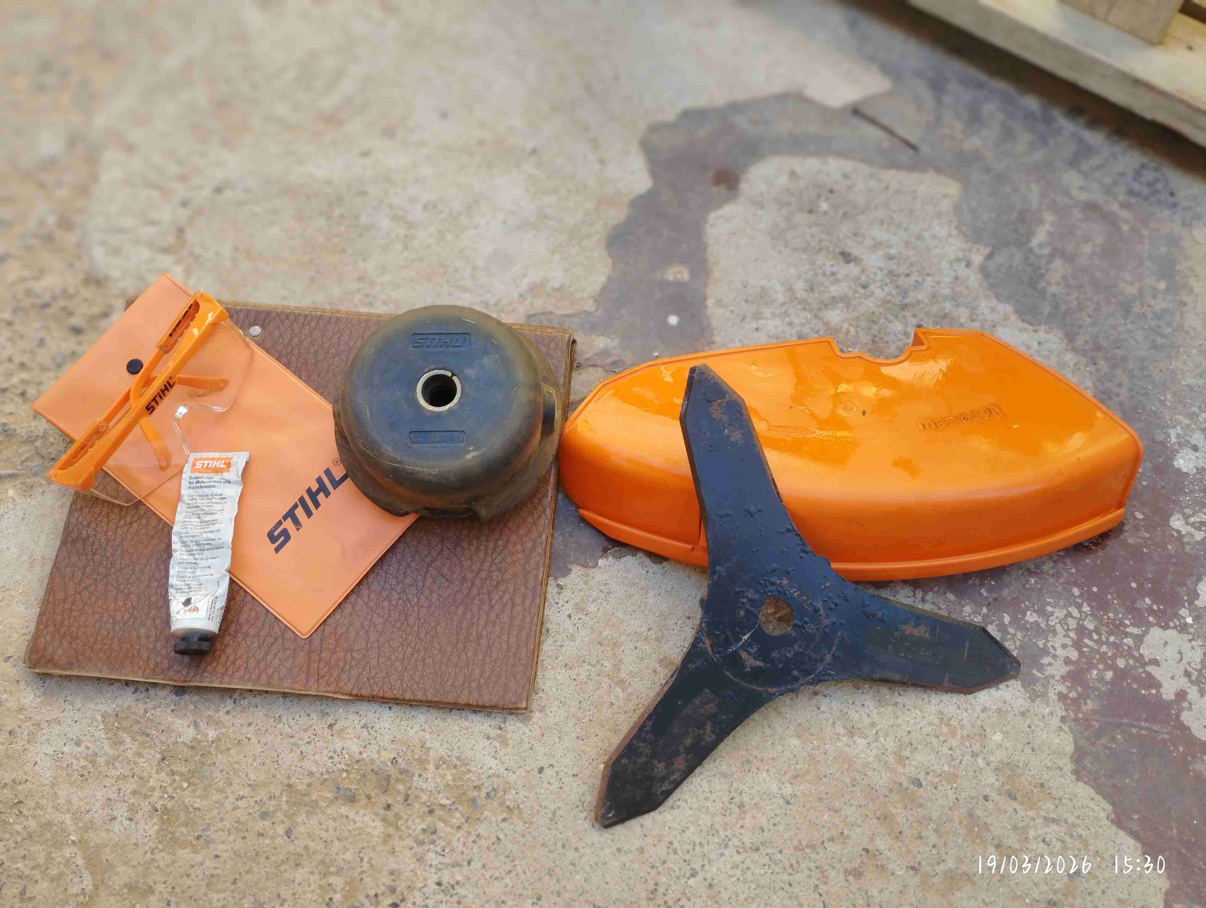 Desbrozadora Stihl FS220 - miniatura 4