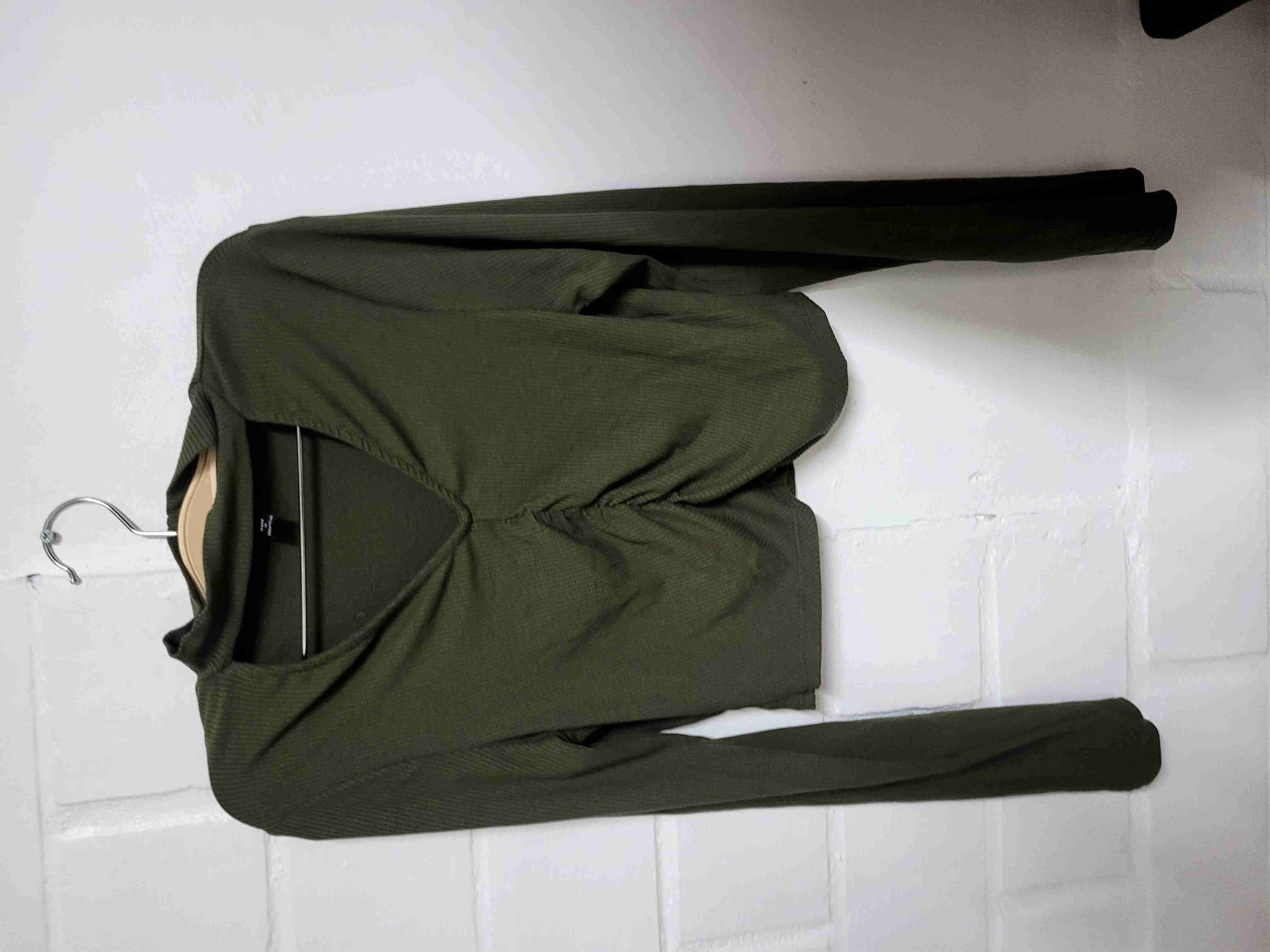 Blusa, pantalón, crop top corto - miniatura 4