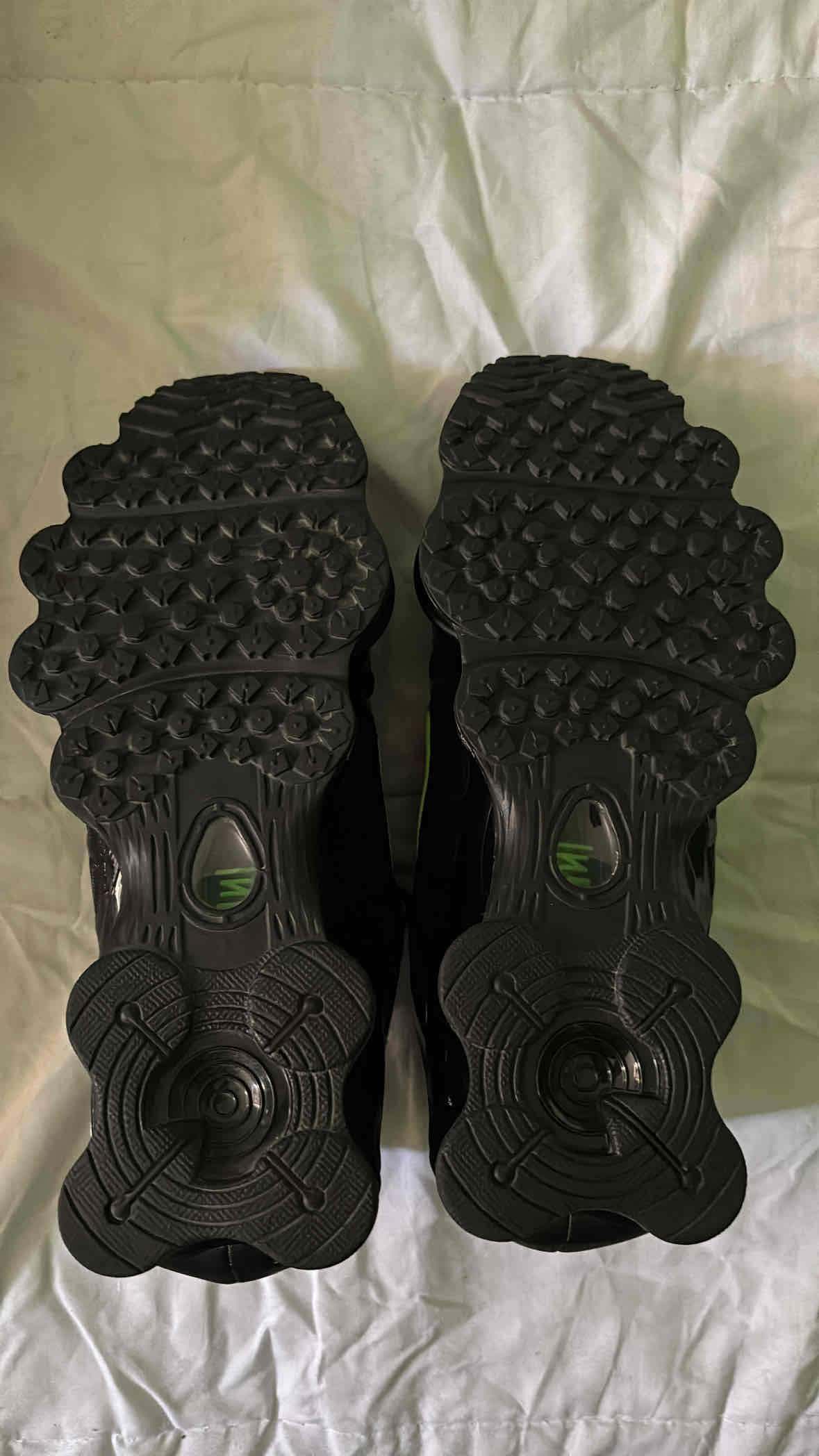 Zapatillas Nike Shox Black/Green - miniatura 5