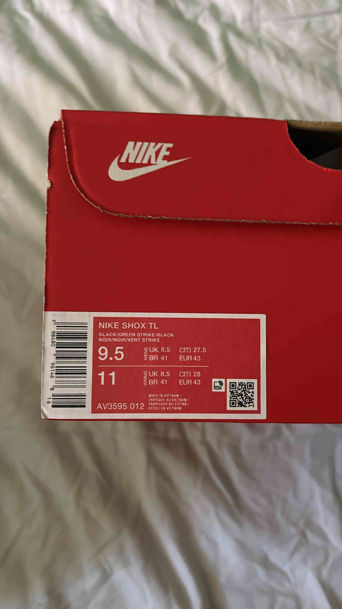 Zapatillas Nike Shox Black/Green - miniatura 6