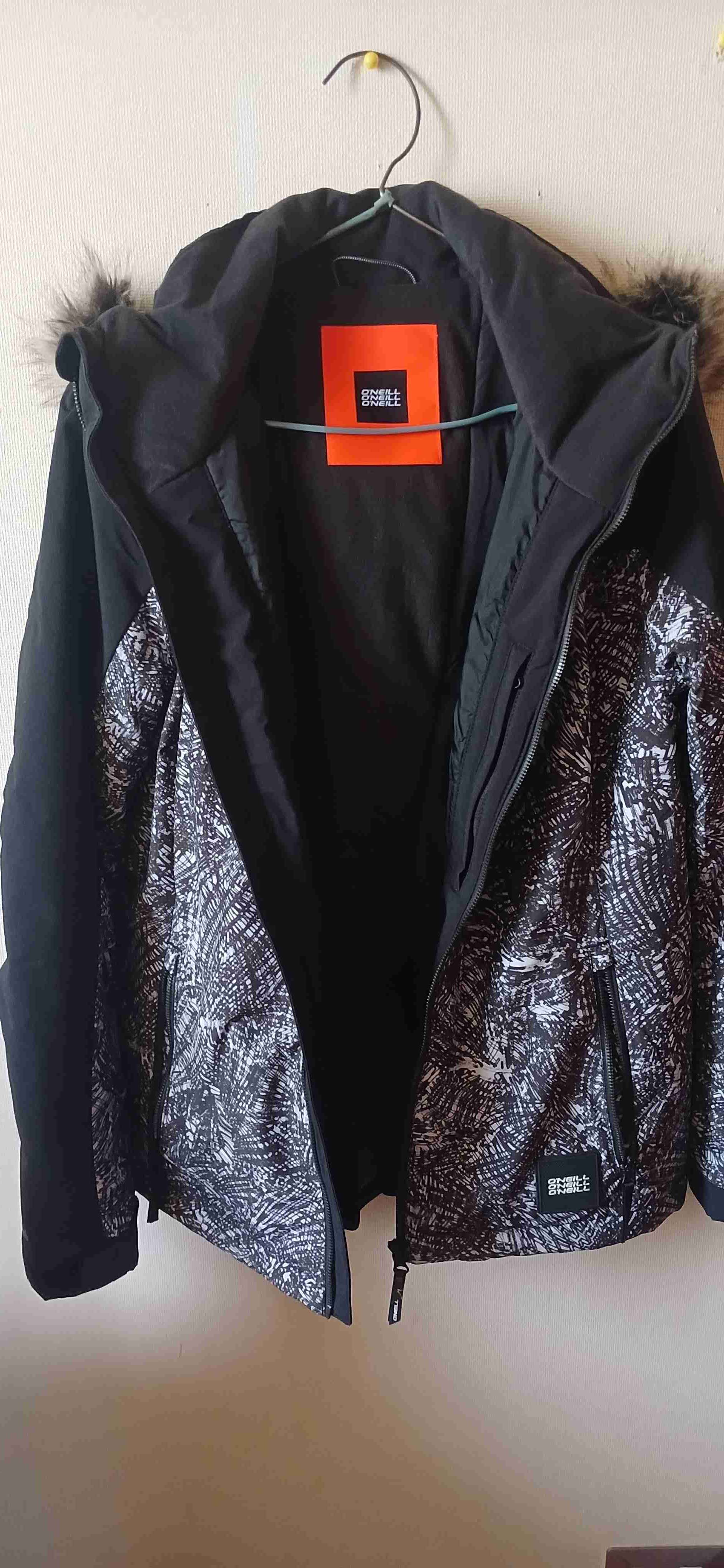 Chaqueta O'Neill negra estampada - 1