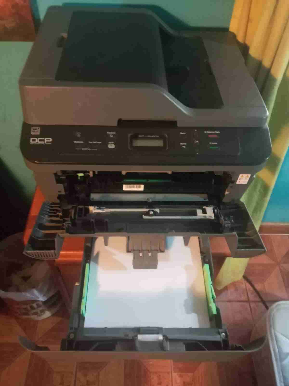 Impresora multifuncional DCP - miniatura 1