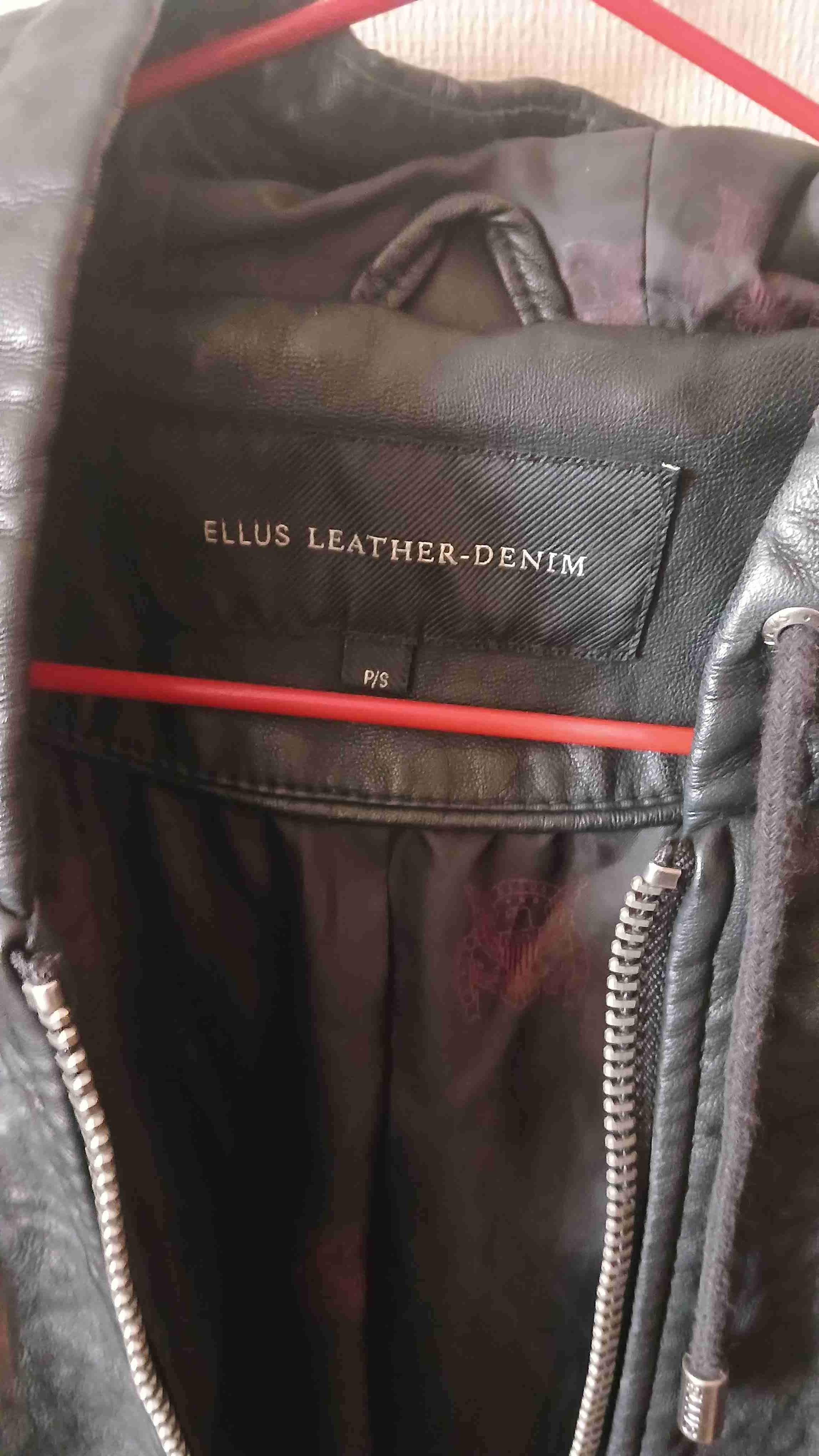 Chaqueta negra de cuero sintético - miniatura 2