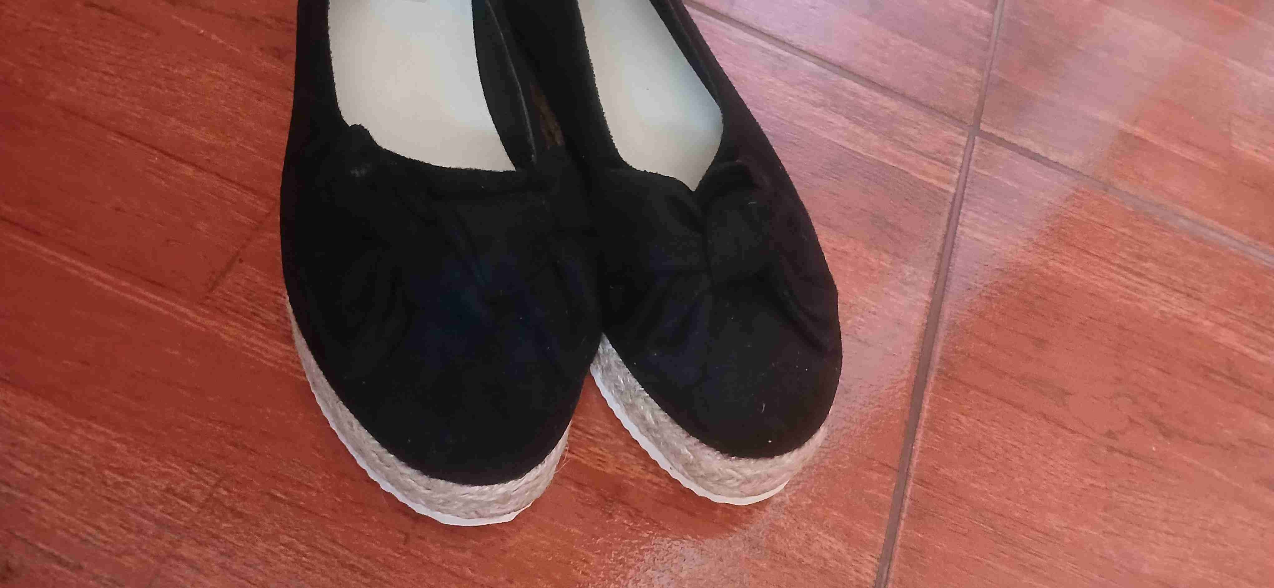 Alpargatas negras con lazo - miniatura 2