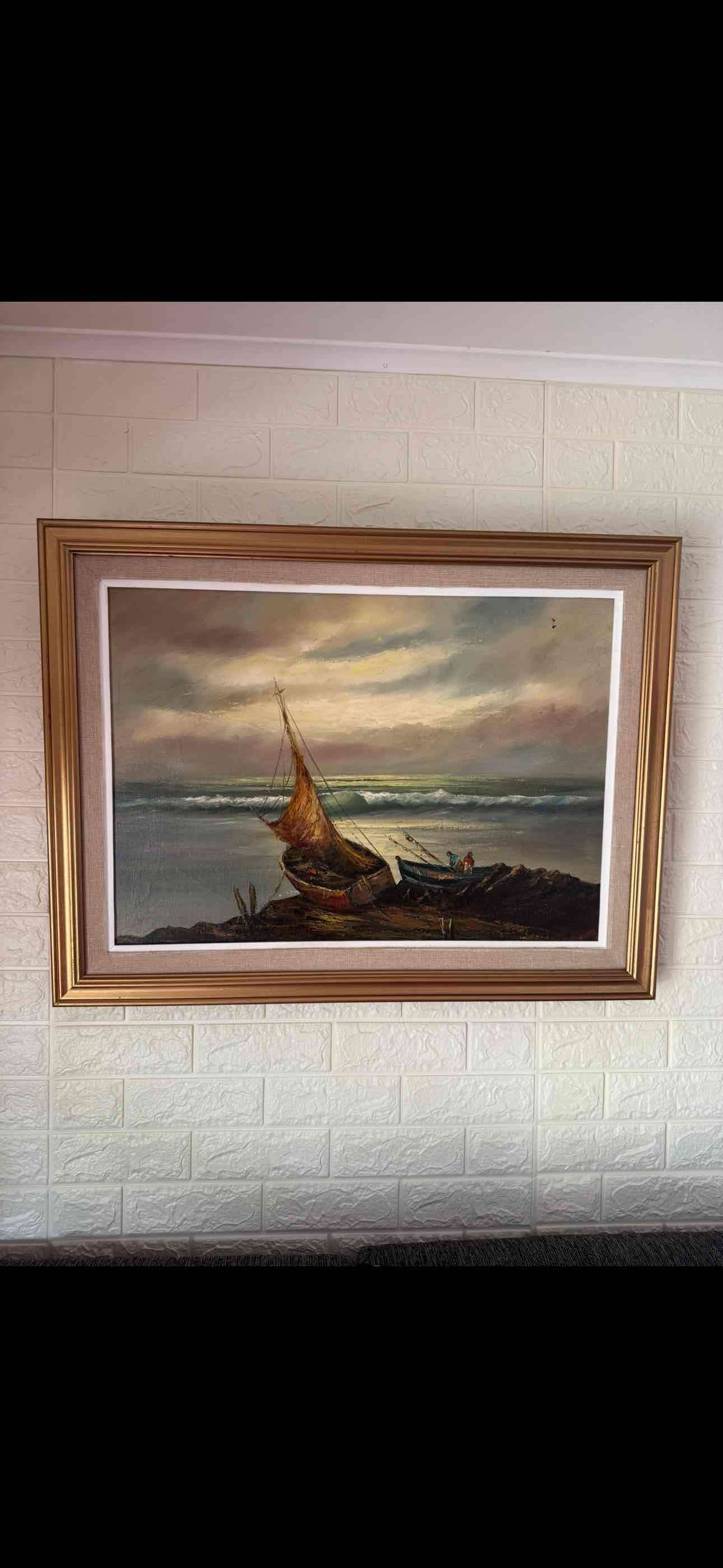 Cuadro con marco dorado - 2