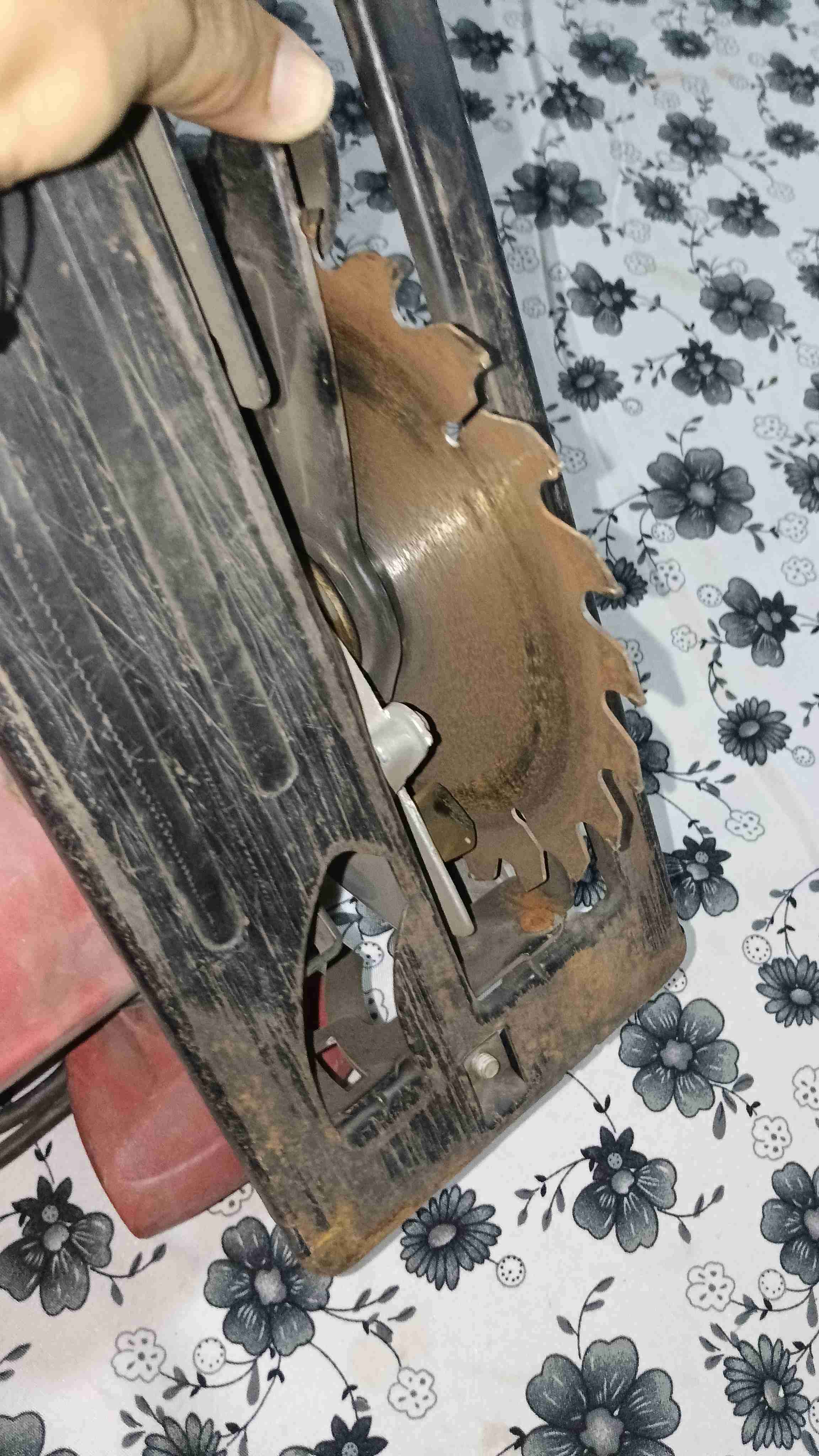 Sierra circular Karson usada - miniatura 5