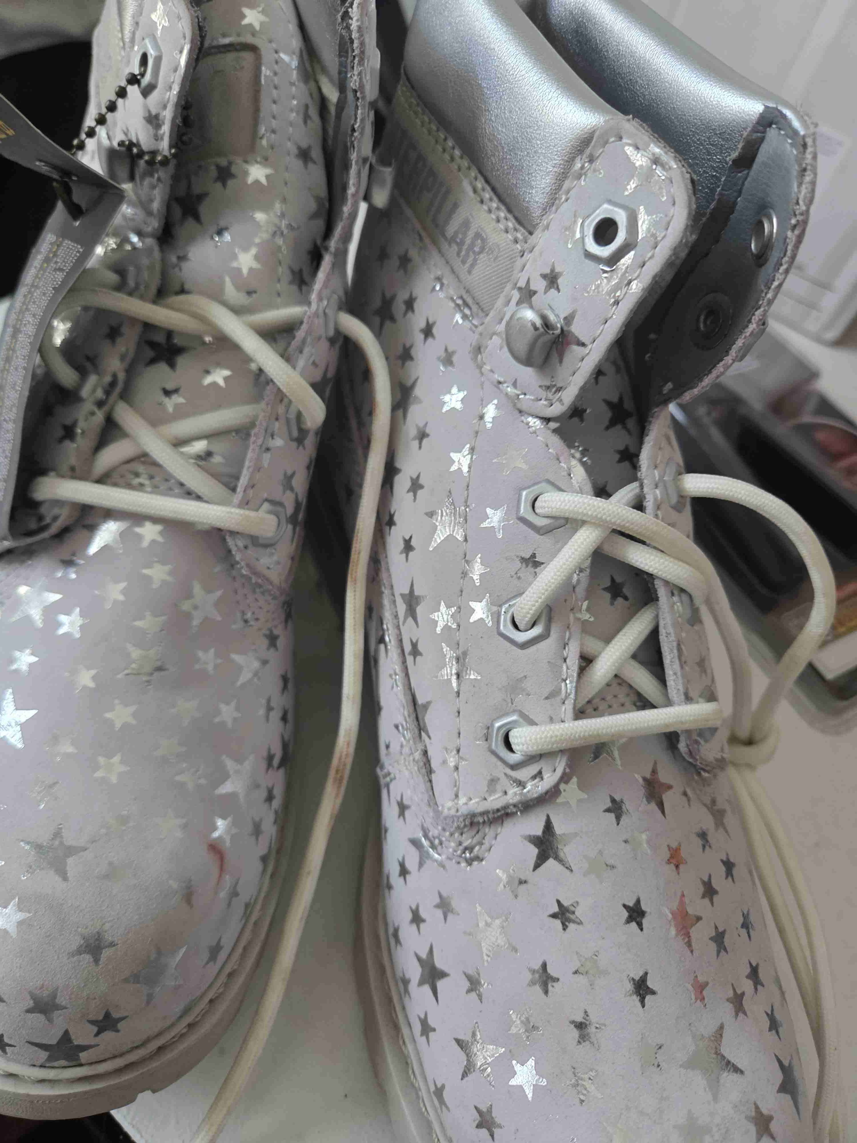 Botas blancas CAT con estrellas - miniatura 2